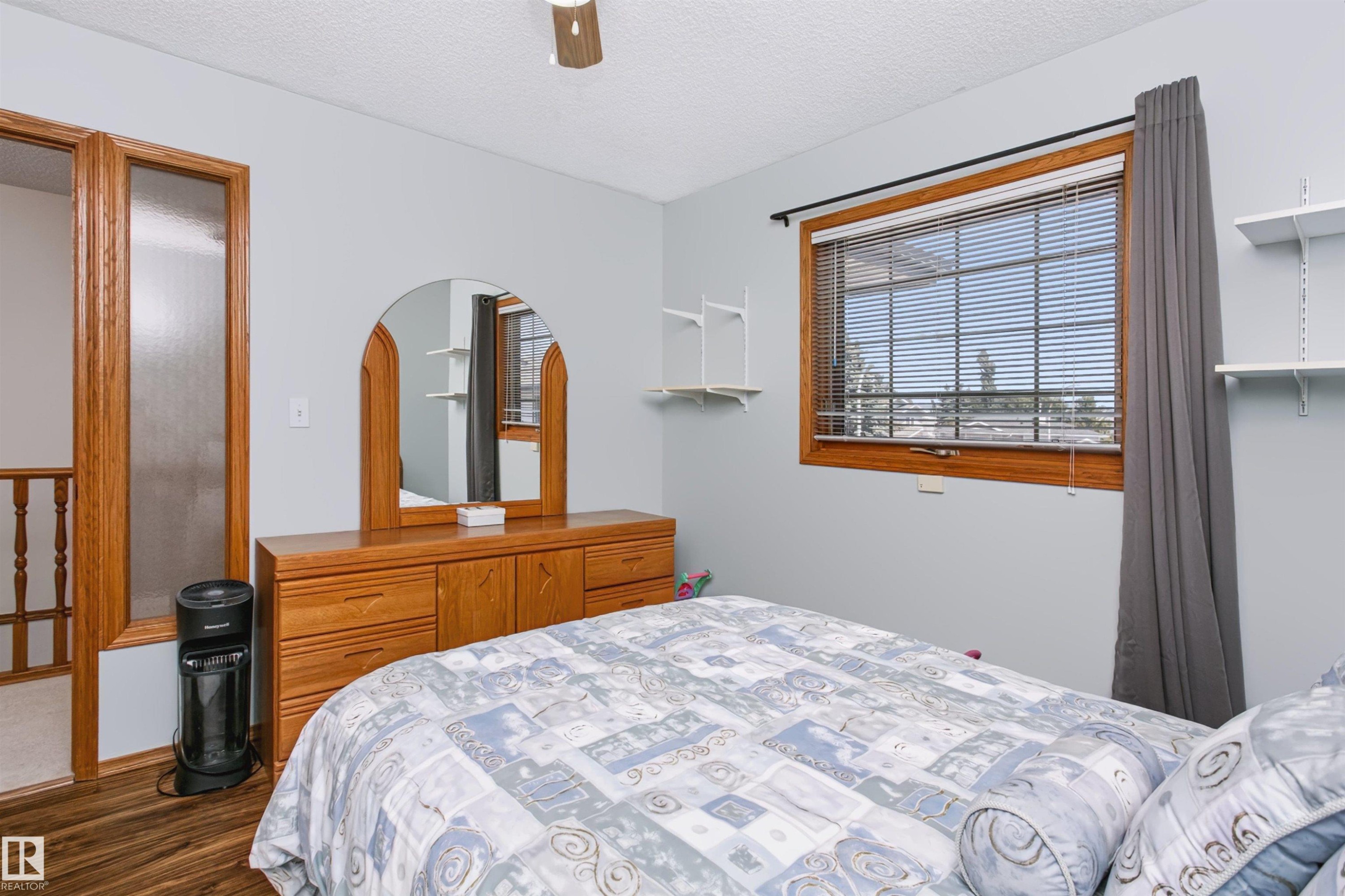 4444 30 Street, Edmonton, AB