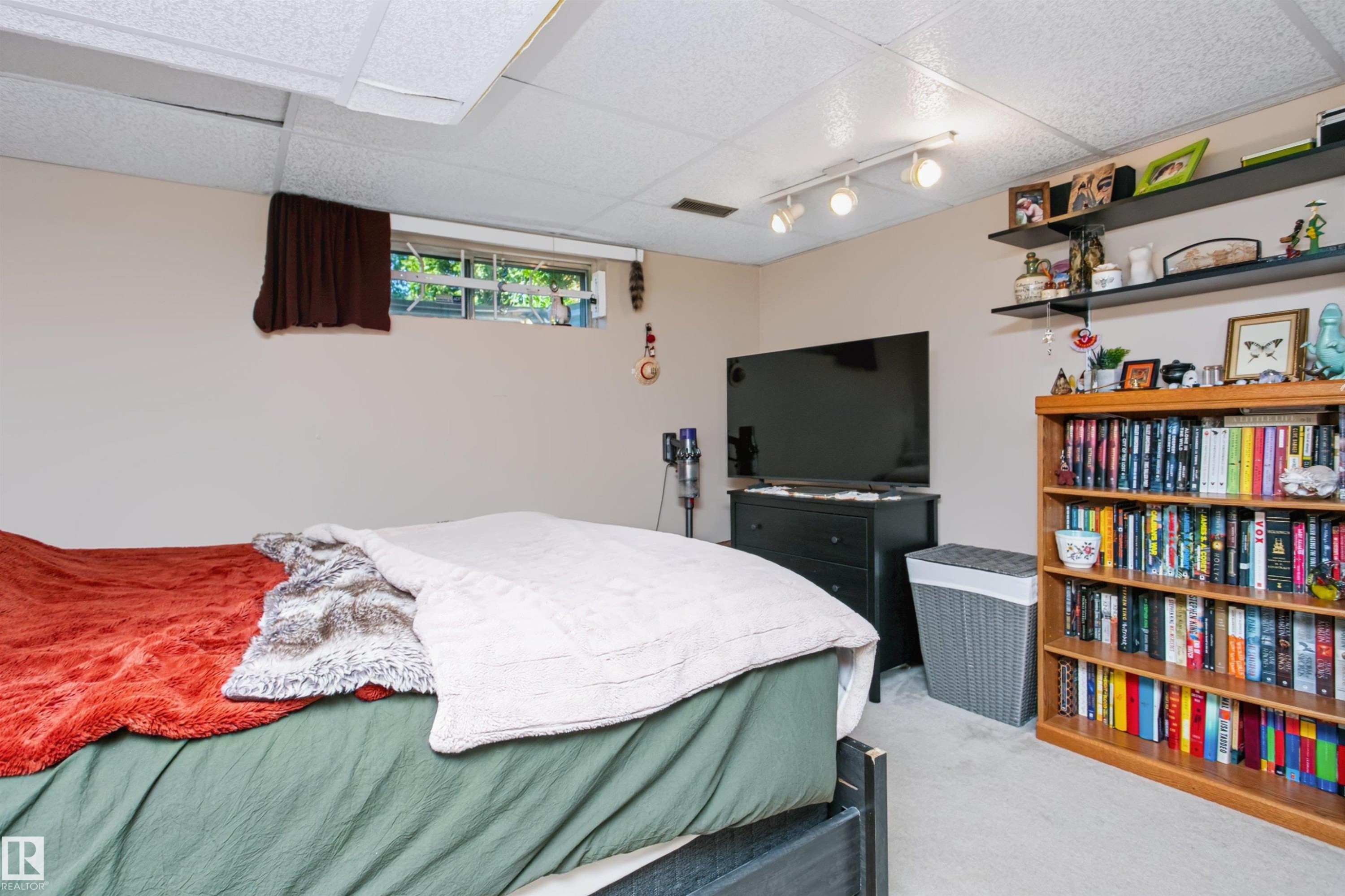 4444 30 Street, Edmonton, AB