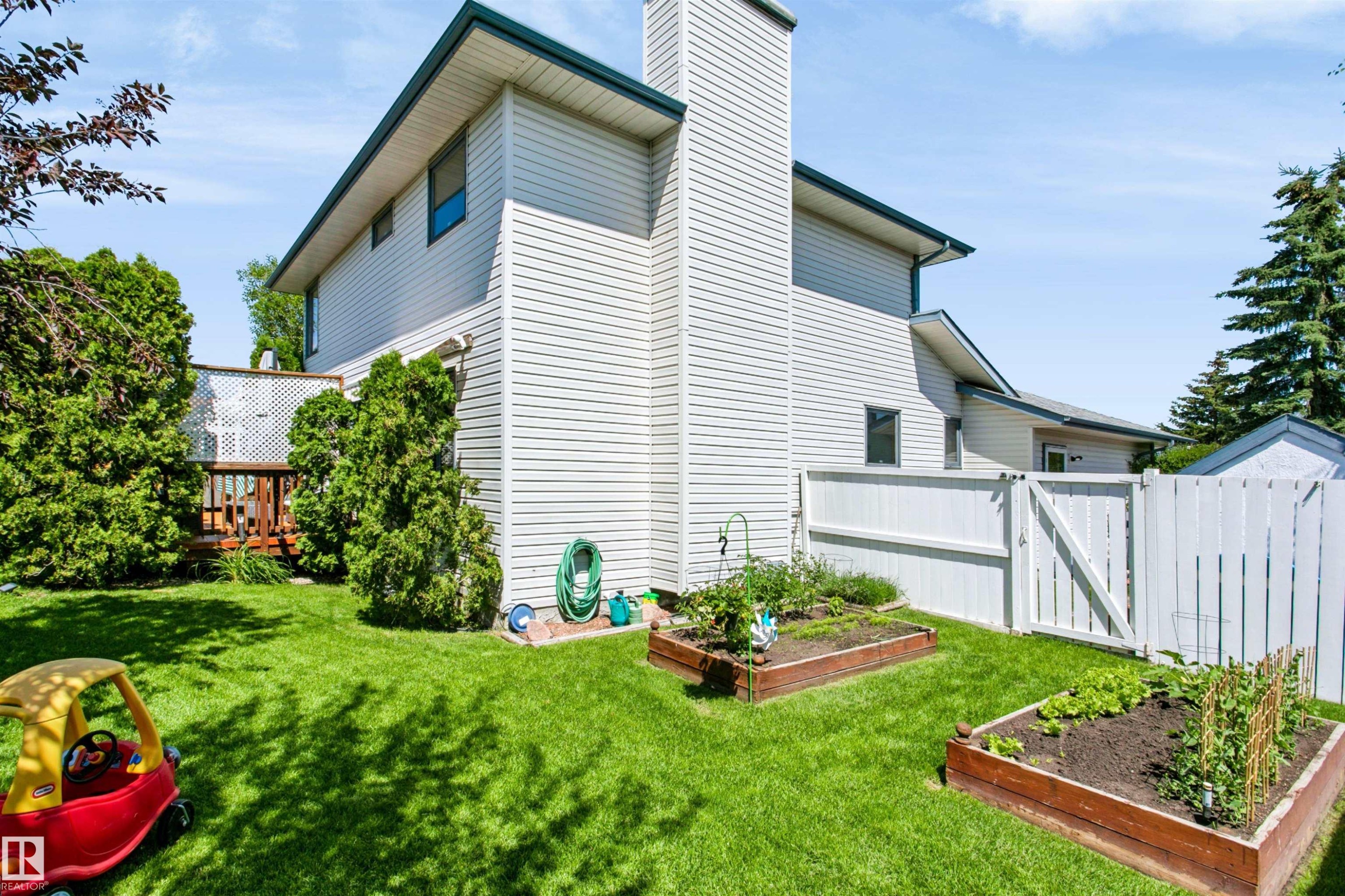 4444 30 Street, Edmonton, AB