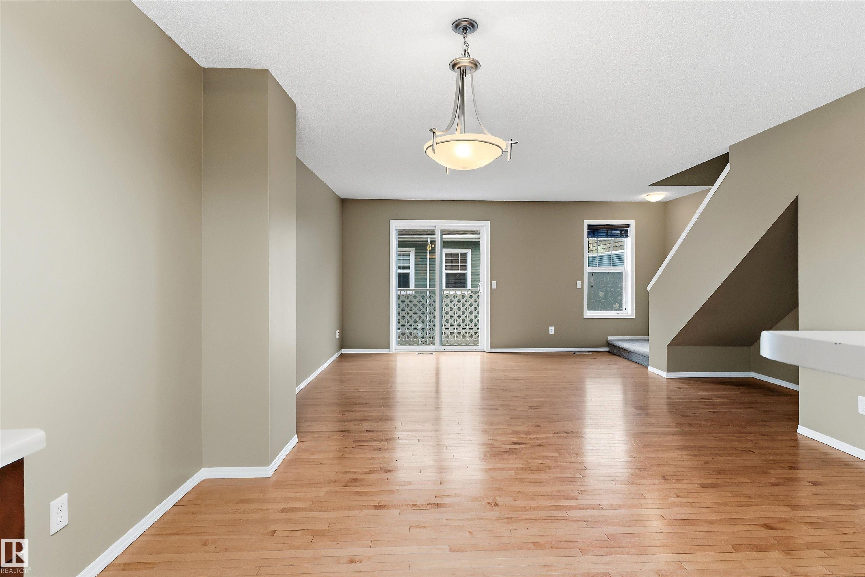 73 2051 Towne Centre Boulevard, Edmonton, AB