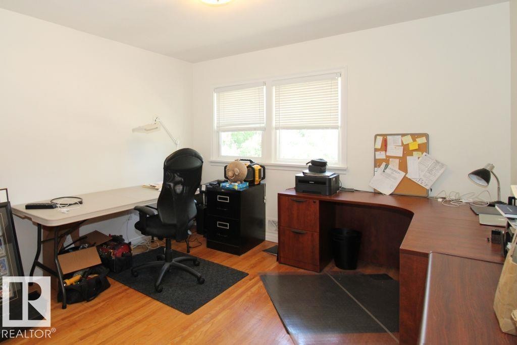 10320 79 Street Nw, Edmonton, AB - Indoor Photo Showing Office