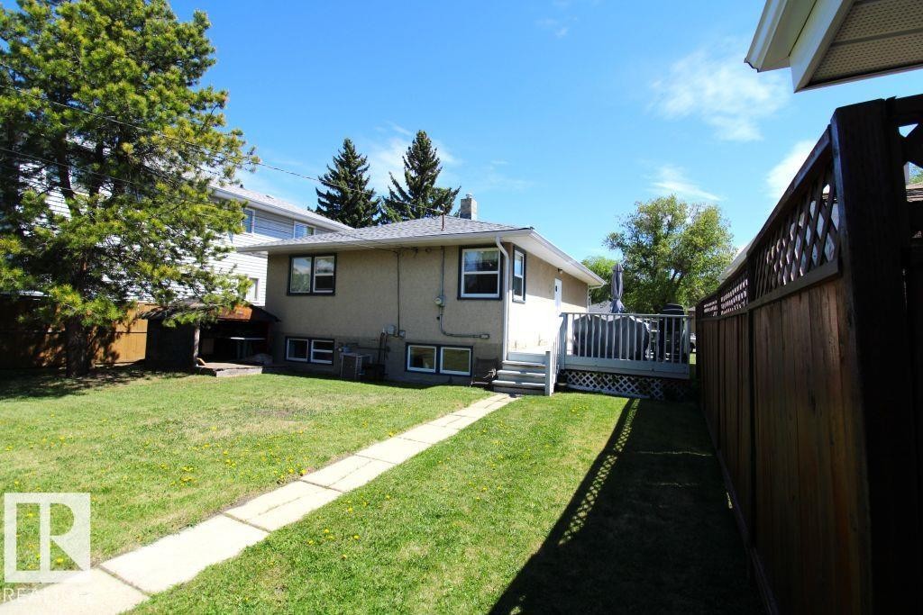 10320 79 Street Nw, Edmonton, AB - Outdoor