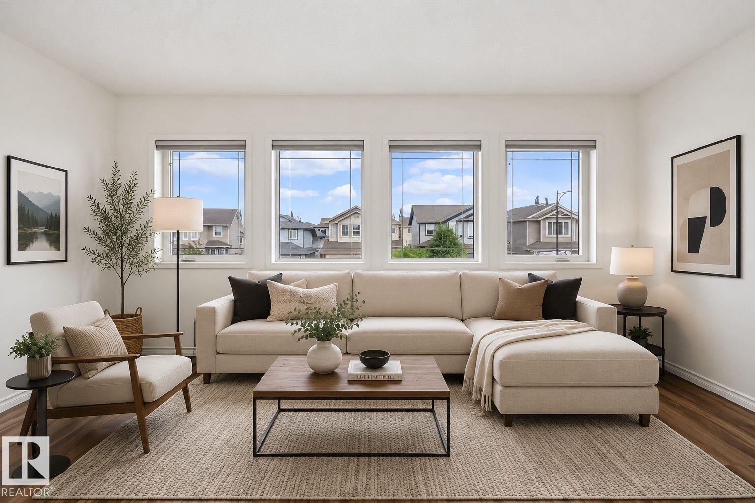 616 61 Street Sw, Edmonton, AB - Indoor Photo Showing Living Room