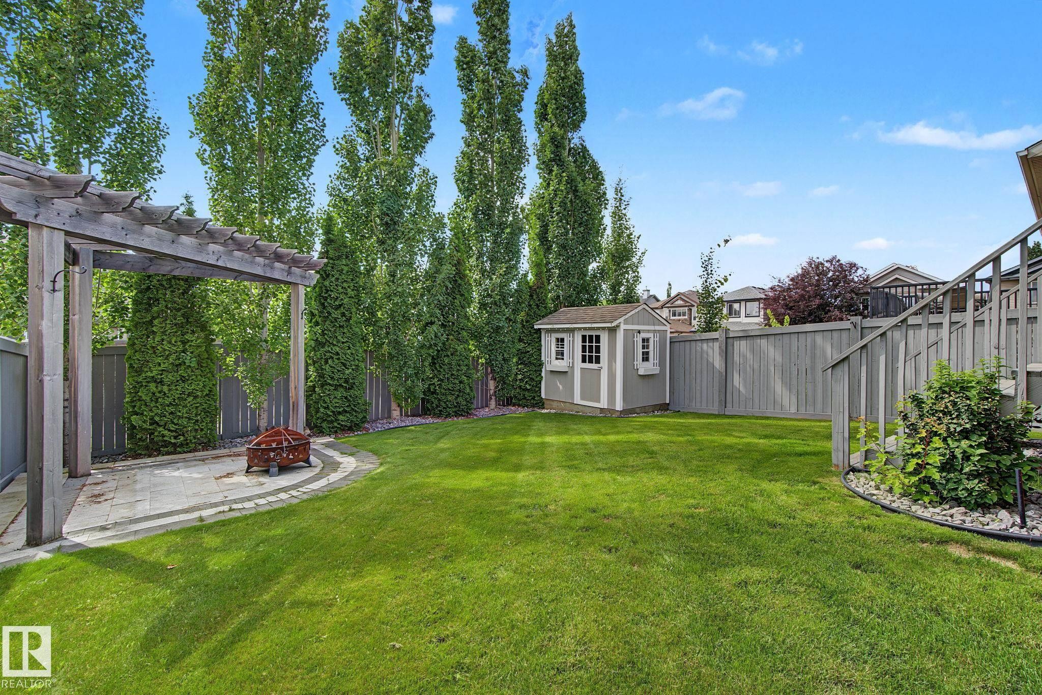 616 61 Street Sw, Edmonton, AB - Outdoor With Backyard