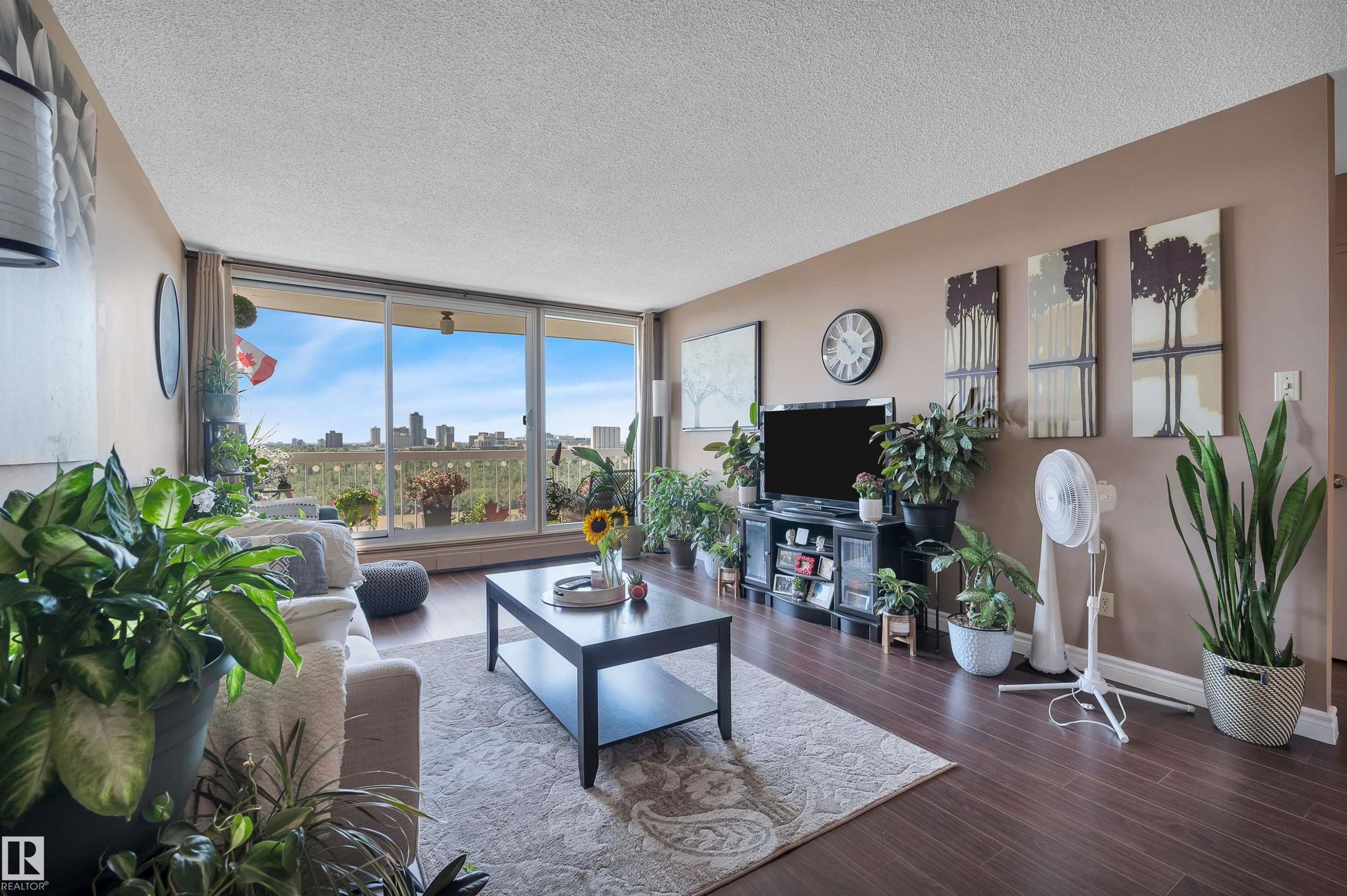 1402 9835 113 Street, Edmonton, AB