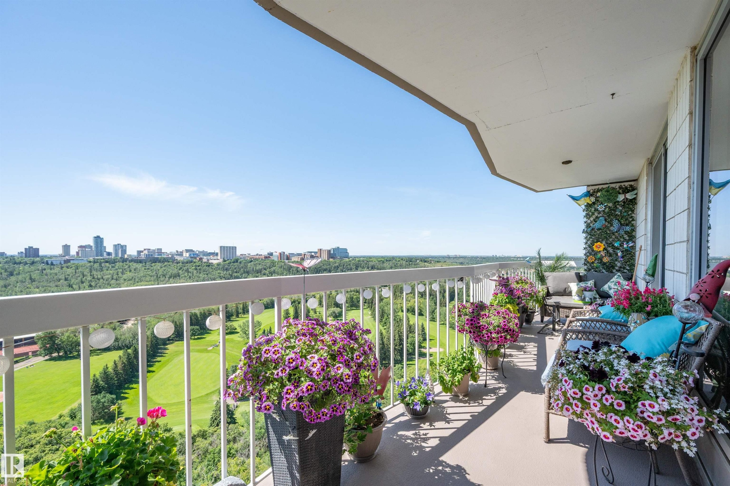 1402 9835 113 Street, Edmonton, AB