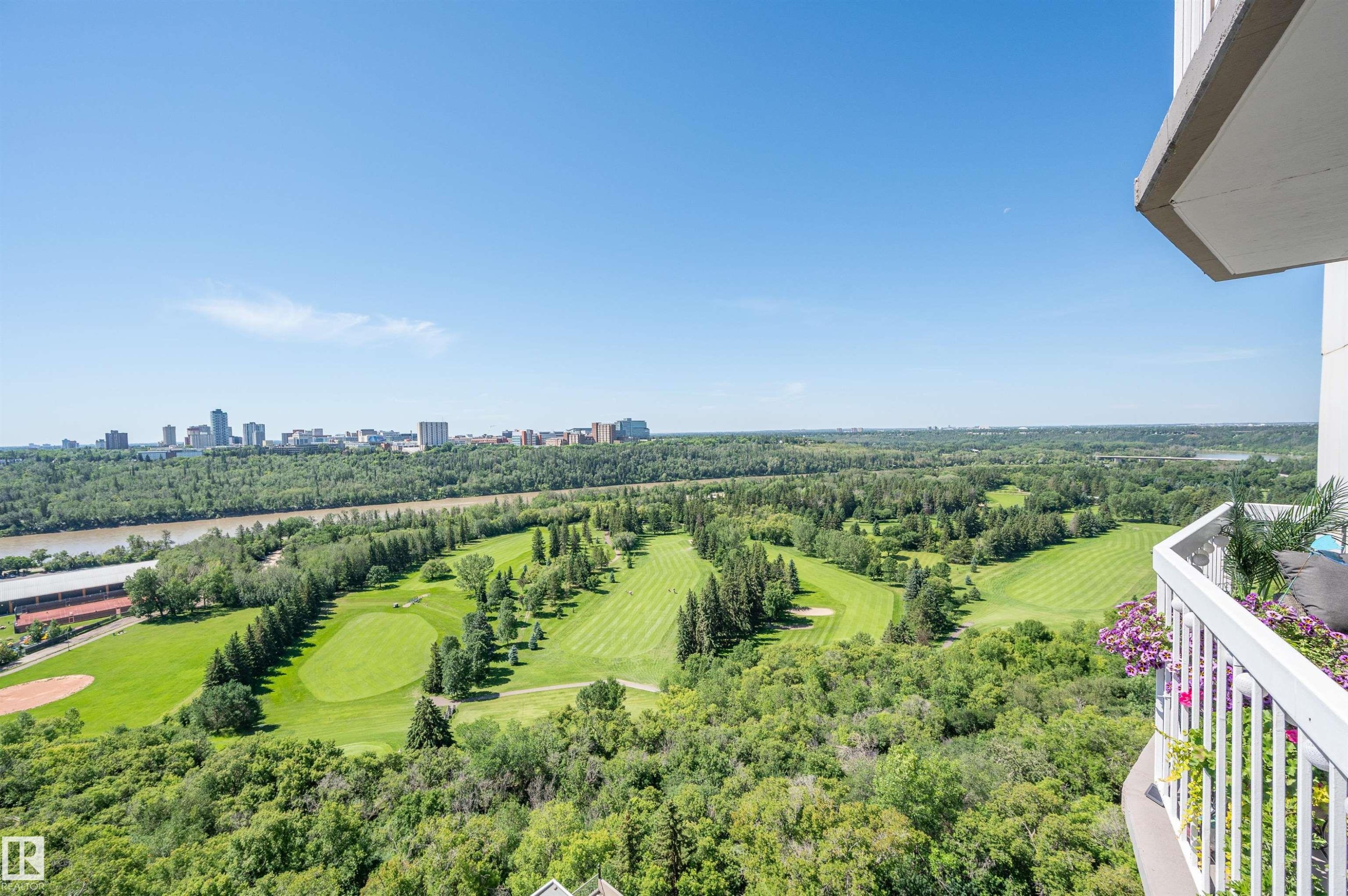 1402 9835 113 Street, Edmonton, AB