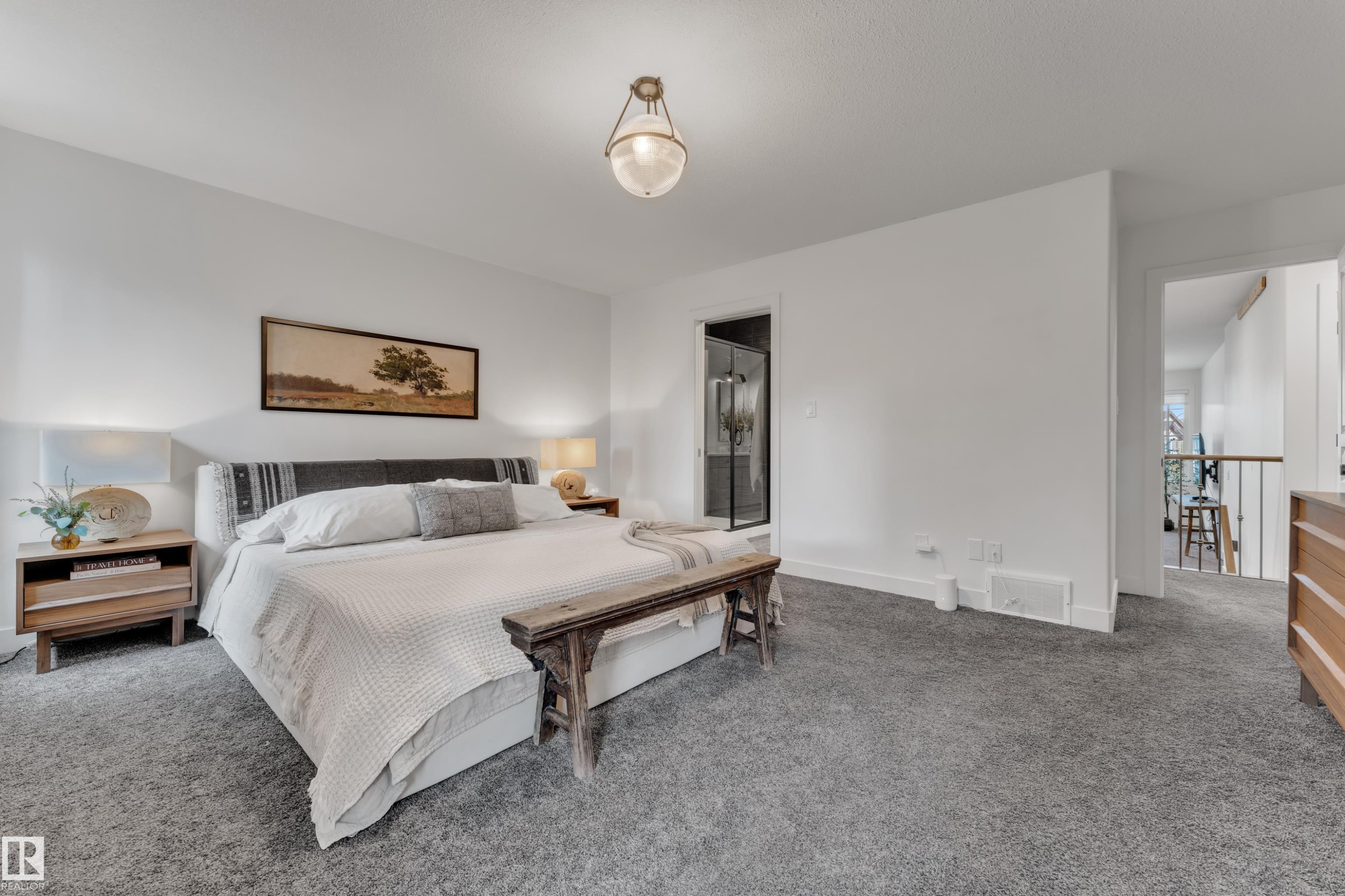 3722 Kidd Crescent Sw, Edmonton, AB - Indoor Photo Showing Bedroom