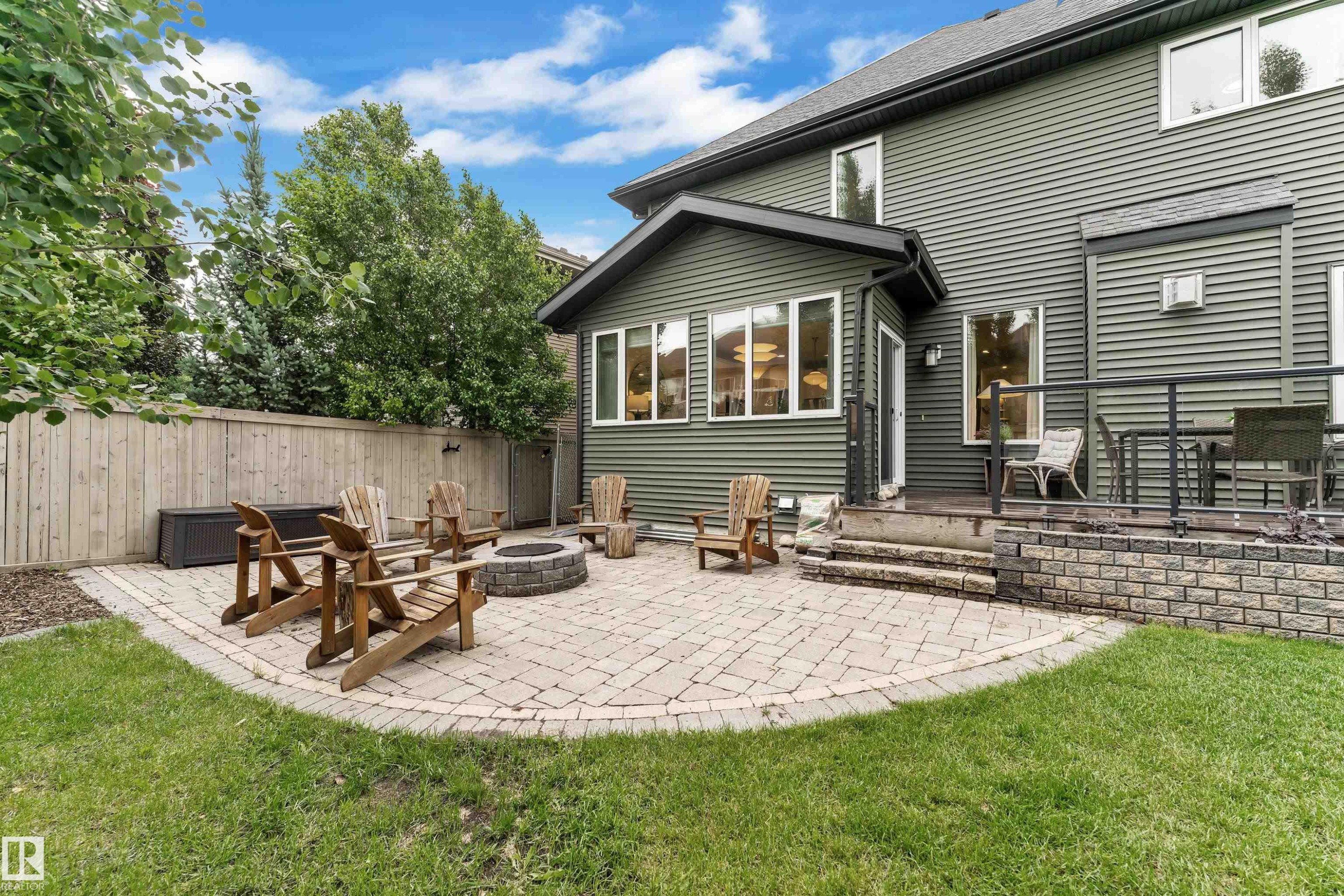 3722 Kidd Crescent Sw, Edmonton, AB - Outdoor