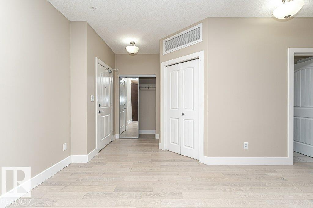 256 6079 Maynard Way, Edmonton, AB