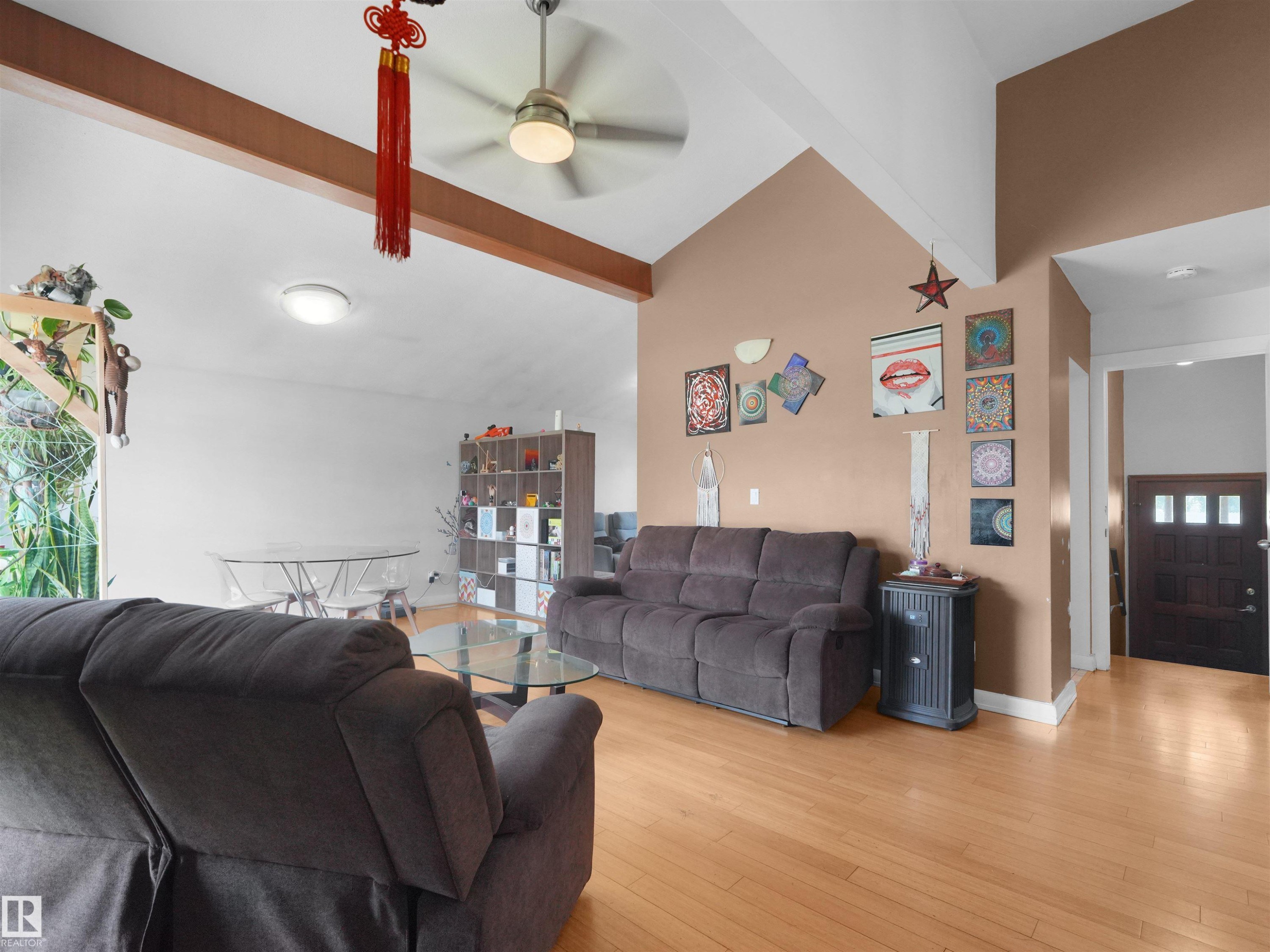 9256 75 Street, Edmonton, AB