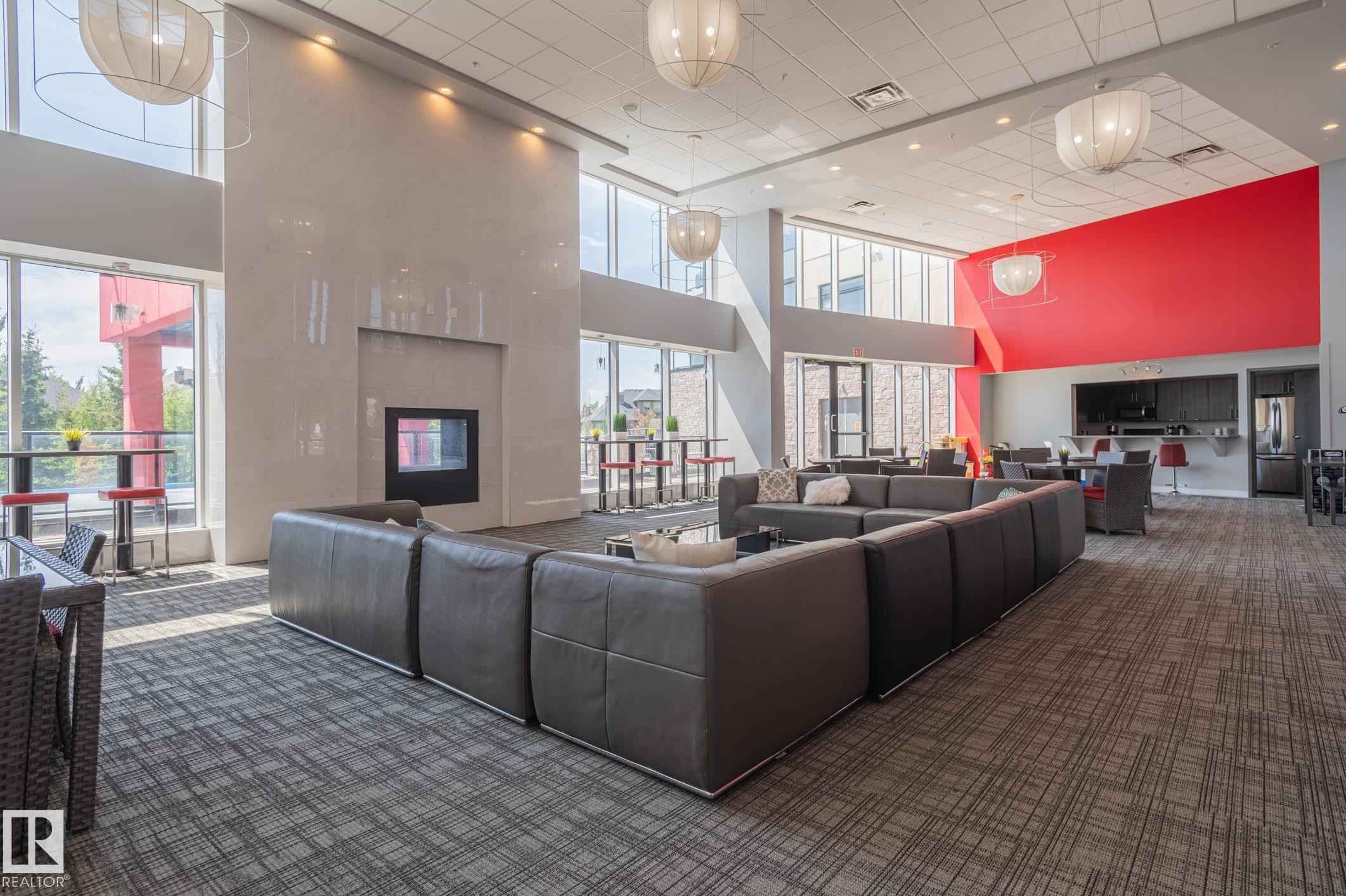 #305 5151 Windermere Bv Nw, Edmonton, AB - Indoor