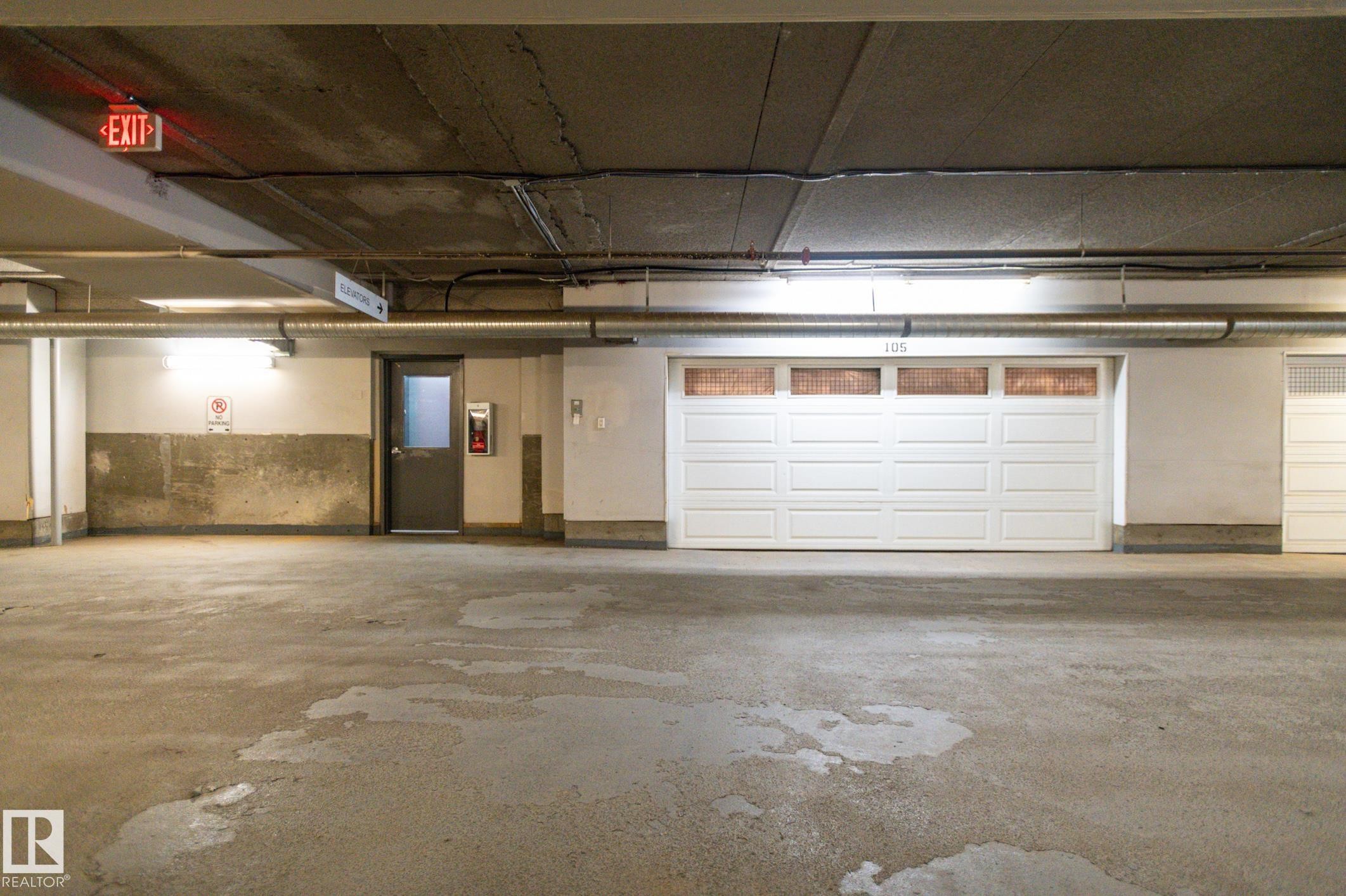 #305 5151 Windermere Bv Nw, Edmonton, AB - Indoor Photo Showing Garage