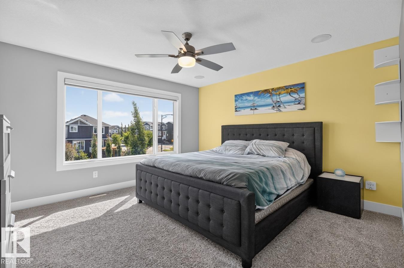 1706 Tanager Close Nw, Edmonton, AB - Indoor Photo Showing Bedroom
