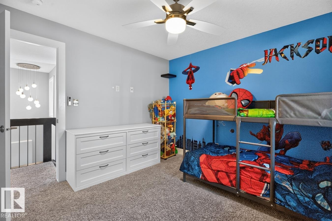 1706 Tanager Close Nw, Edmonton, AB - Indoor Photo Showing Bedroom