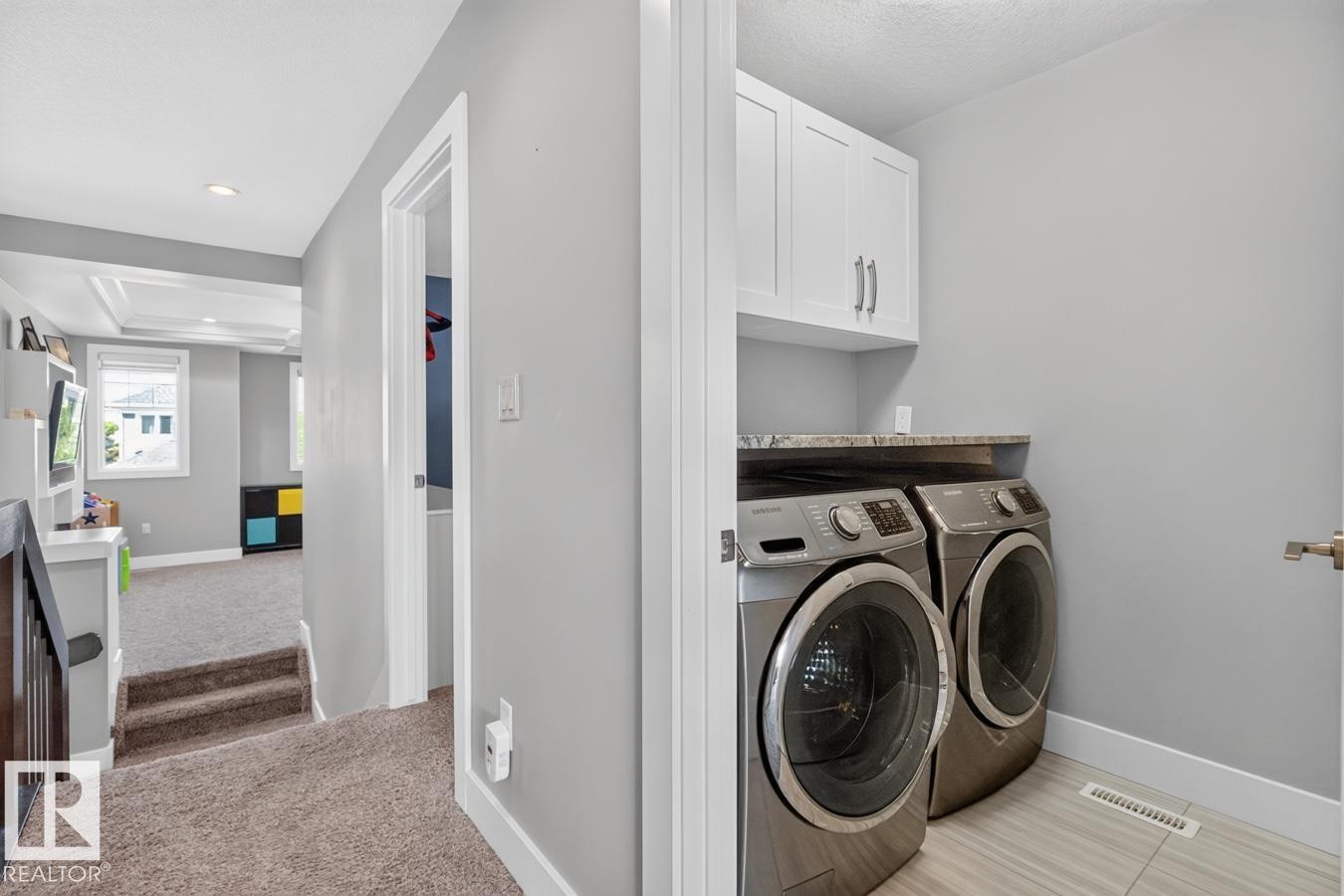 1706 Tanager Close Nw, Edmonton, AB - Indoor Photo Showing Laundry Room
