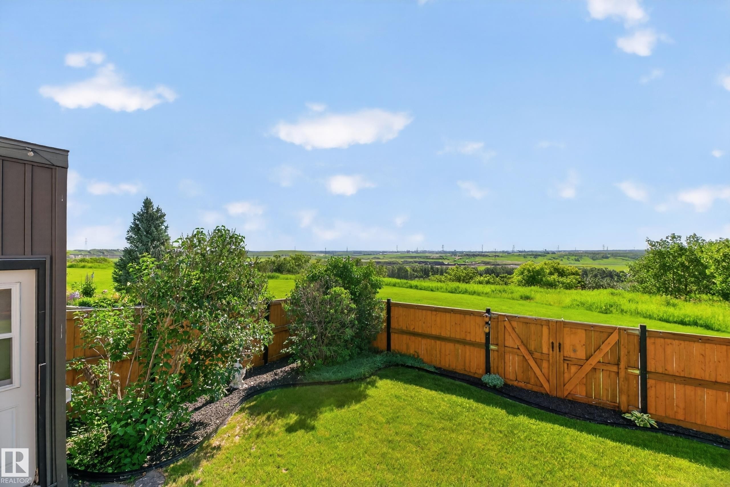 251 River Point(E) Nw, Edmonton, AB - Outdoor