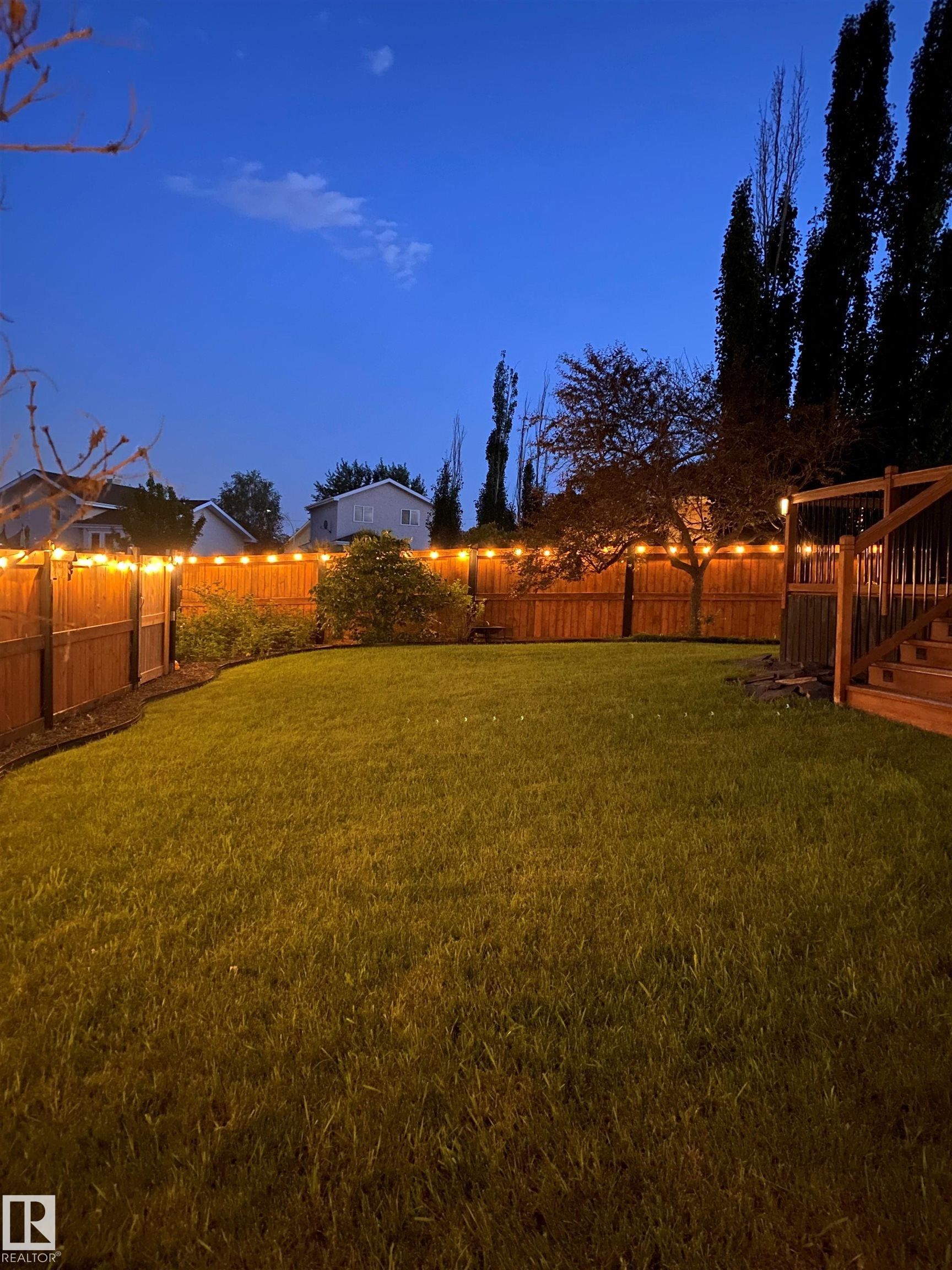 251 River Point(E) Nw, Edmonton, AB - Outdoor With Backyard