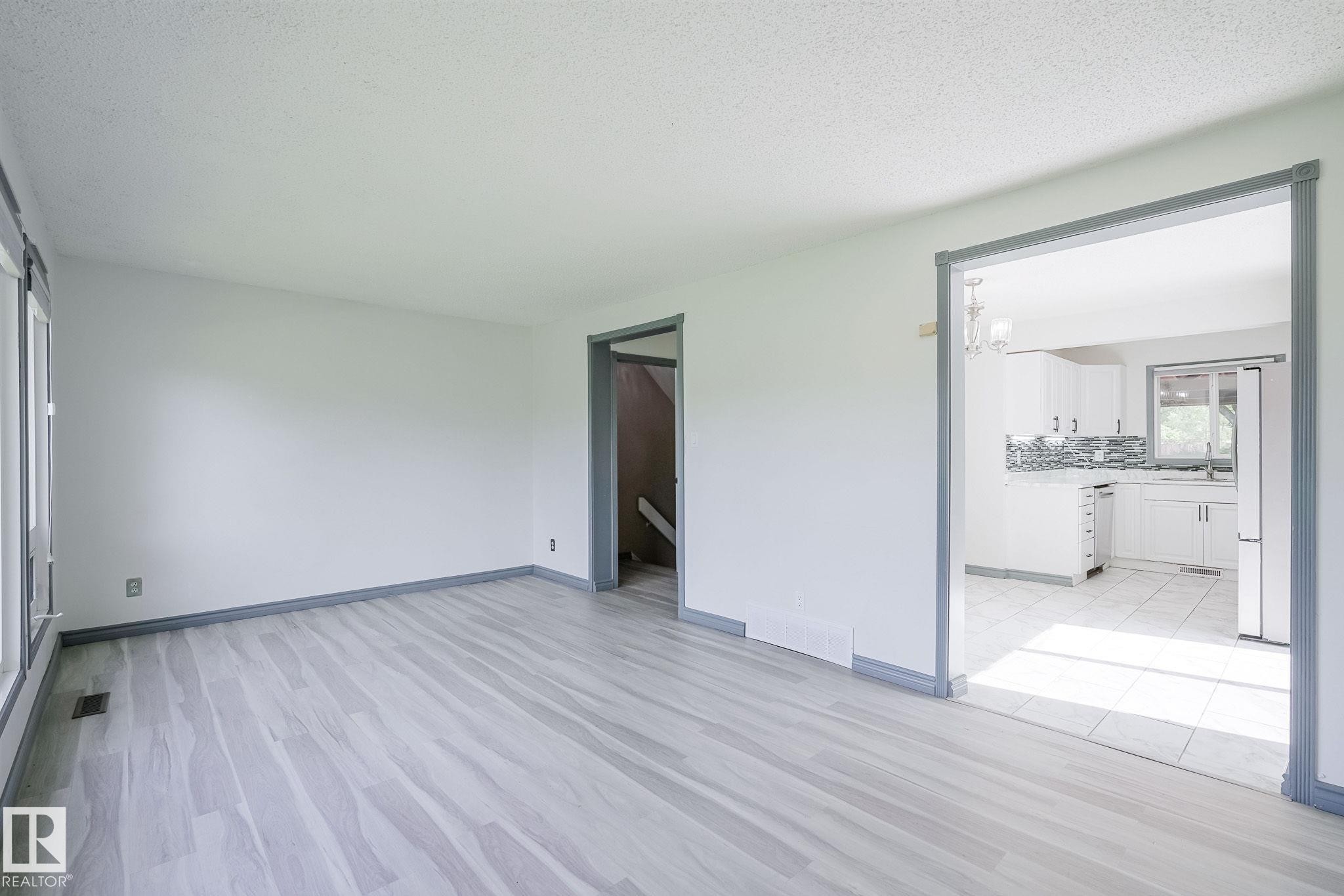 894 Millbourne Road E, Edmonton, AB
