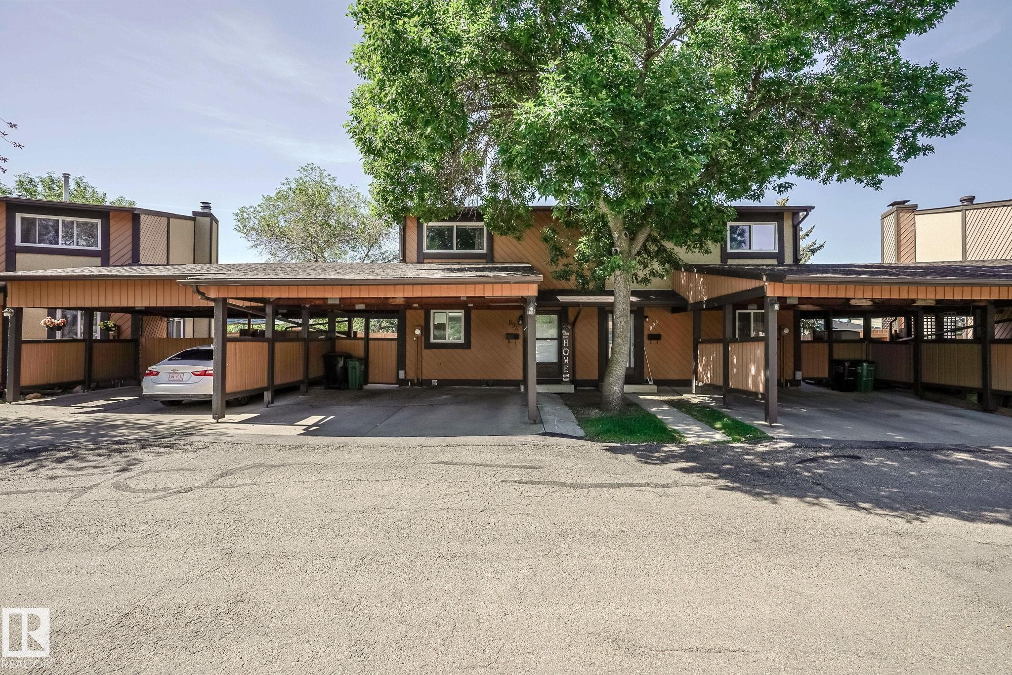 894 Millbourne Road E, Edmonton, AB
