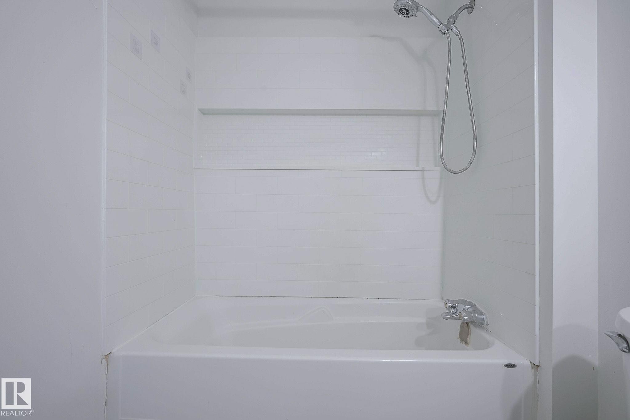 894 Millbourne Road E, Edmonton, AB