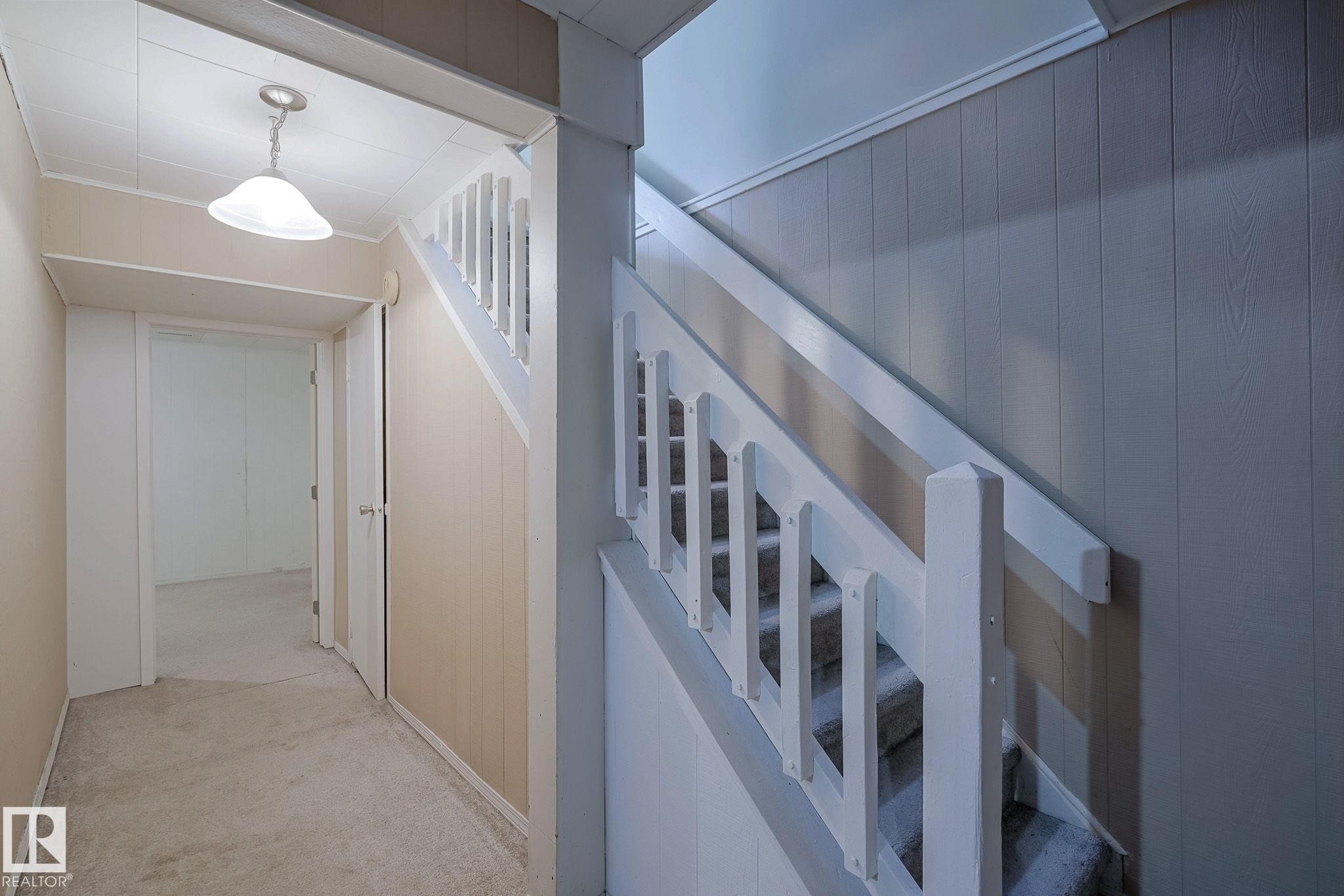 894 Millbourne Road E, Edmonton, AB