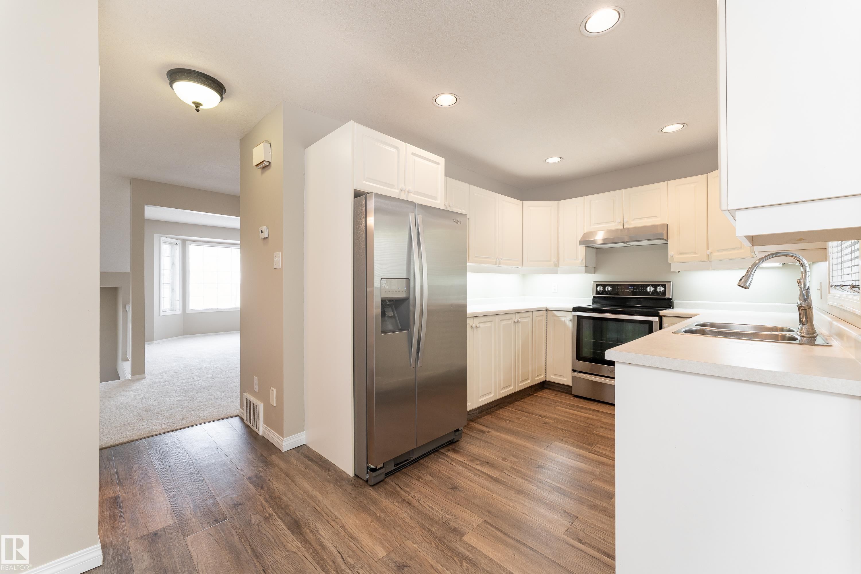 3 9703 174 Street, Edmonton, AB