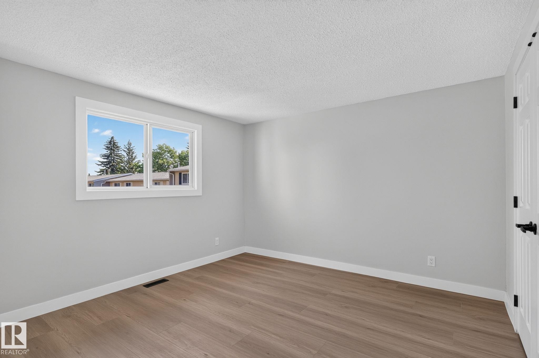 2 Ridgewood, St. Albert, AB