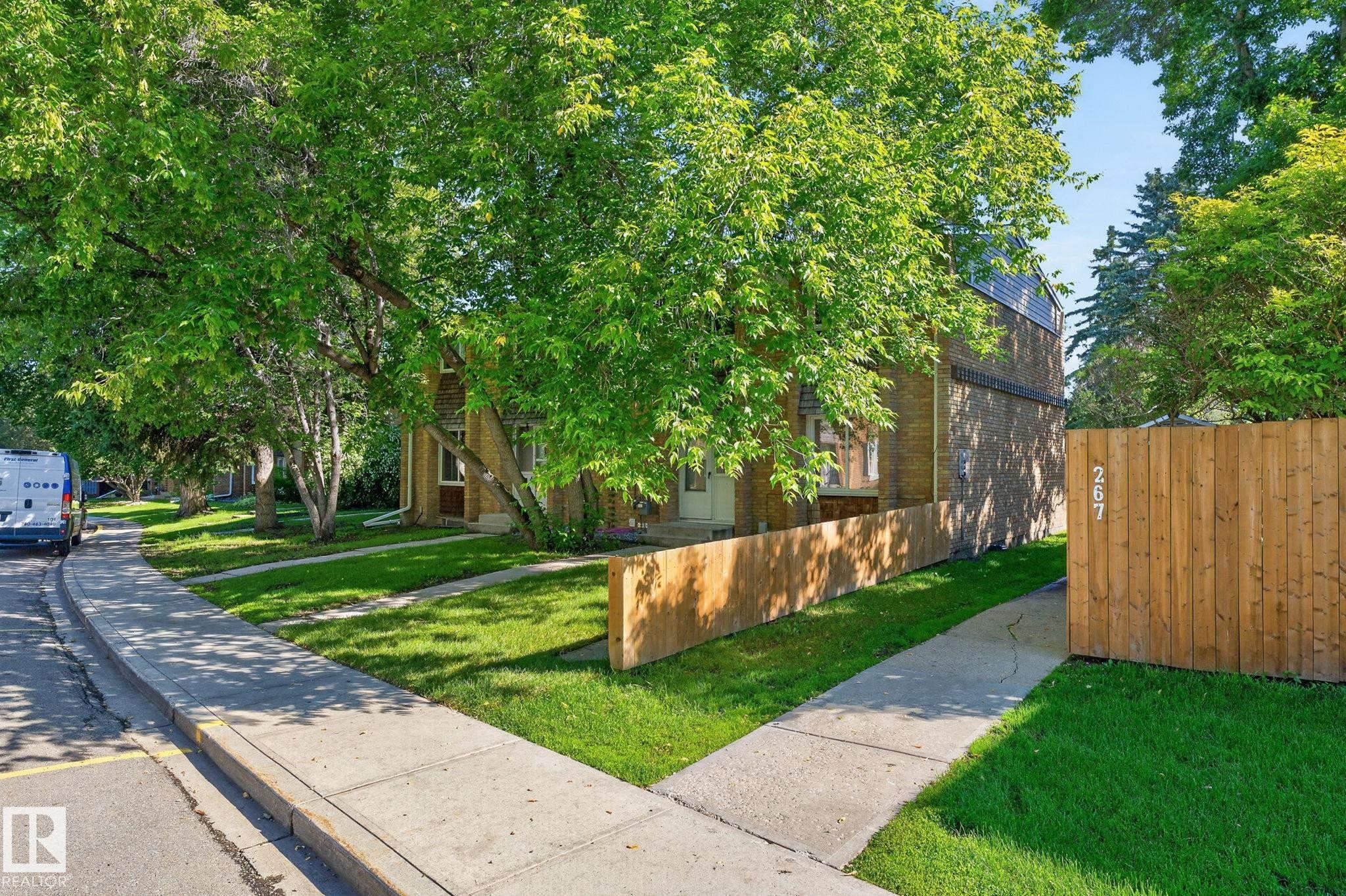 2 Ridgewood, St. Albert, AB