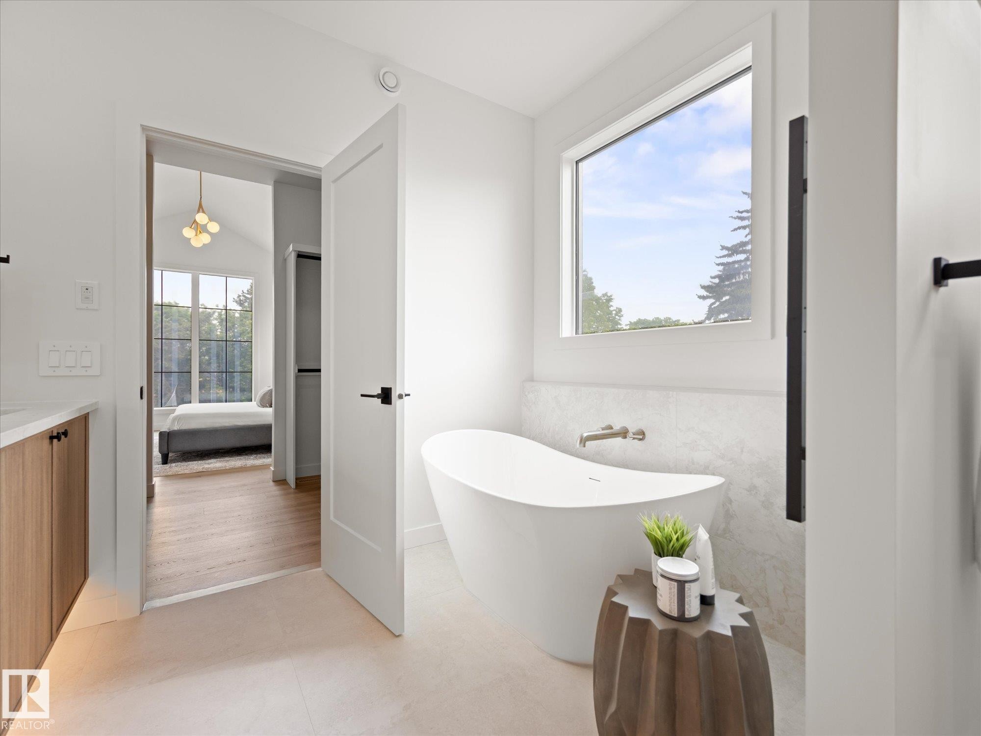 6303 109B Avenue, Edmonton, AB