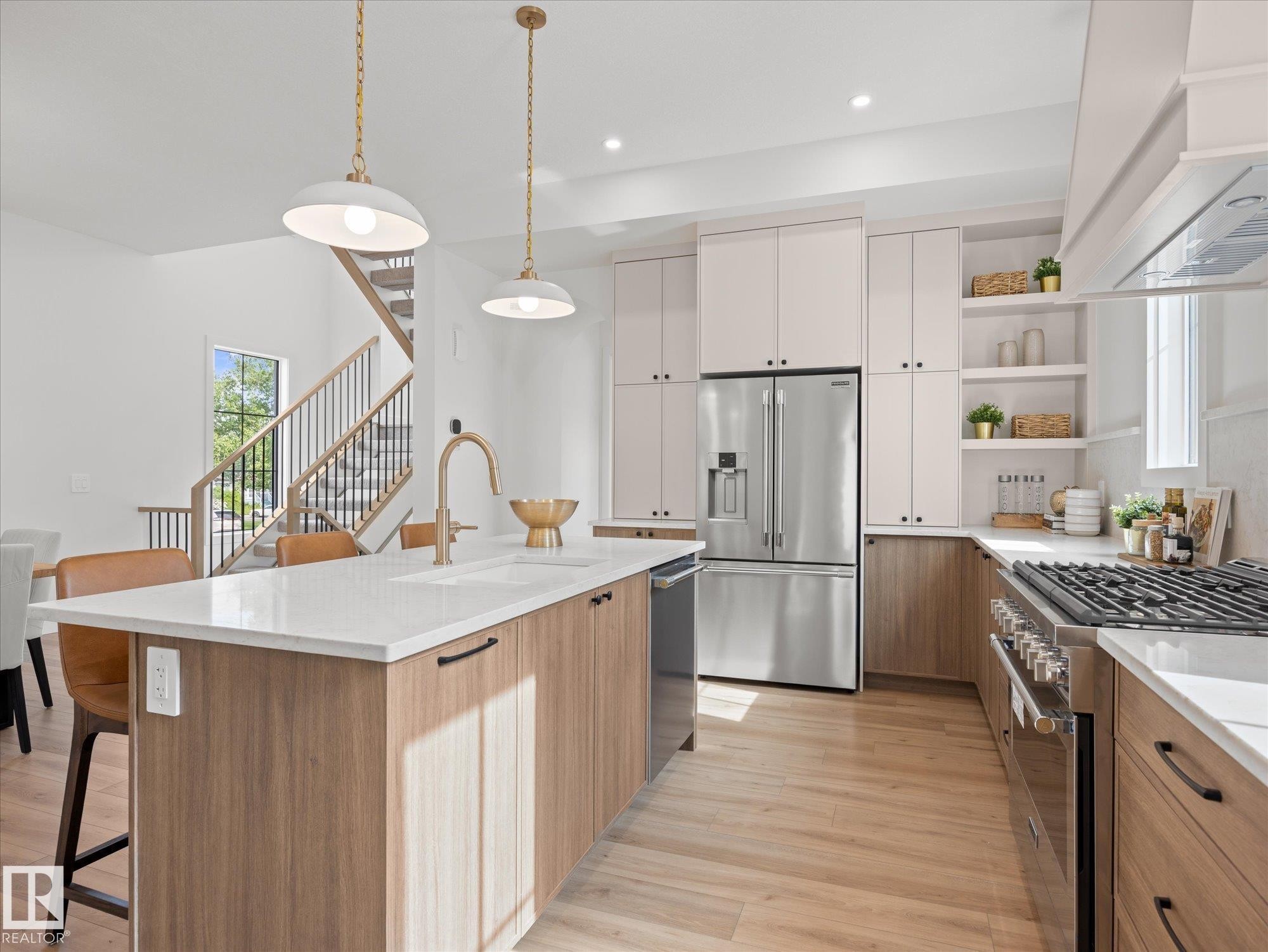 6303 109B Avenue, Edmonton, AB