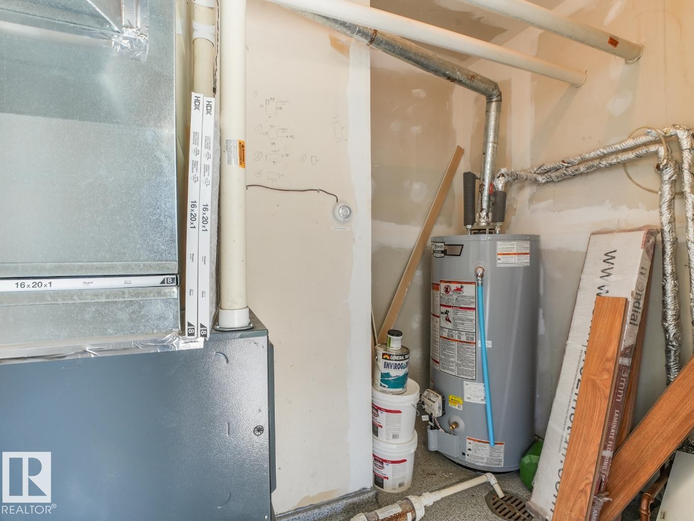 Image quality insufficient for description - #301 10528 29 Av Nw, Edmonton, AB