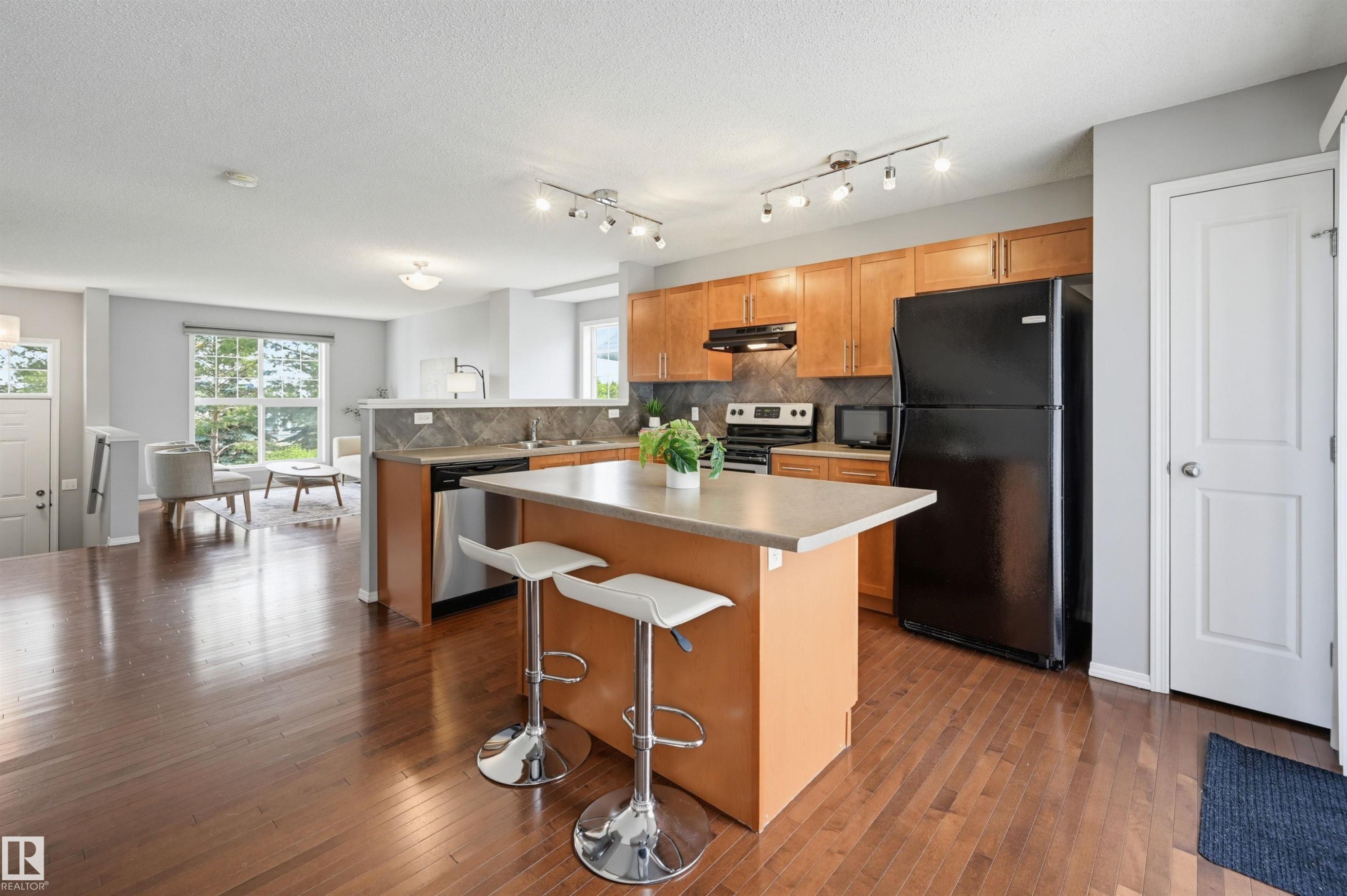 Kitchen - 126 2051 Towne Centre Boulevard, Edmonton, AB