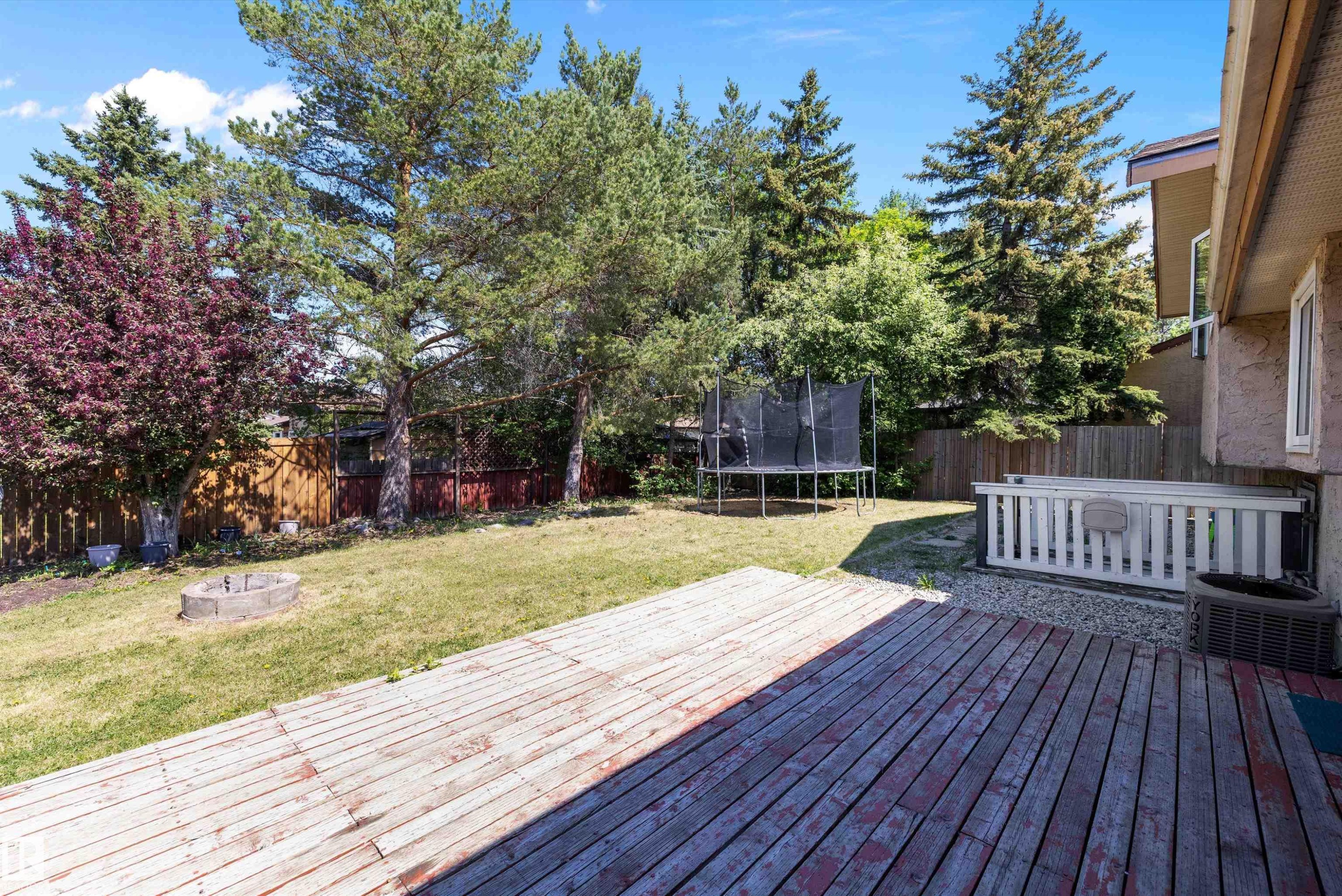2127 40 Street, Edmonton, AB