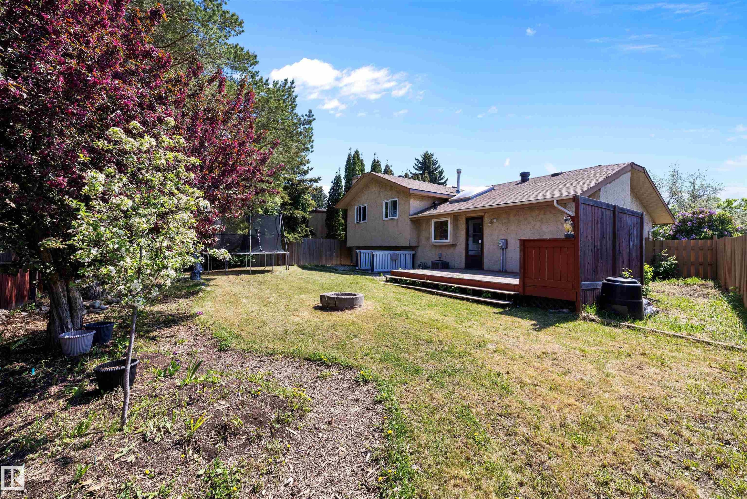 2127 40 Street, Edmonton, AB