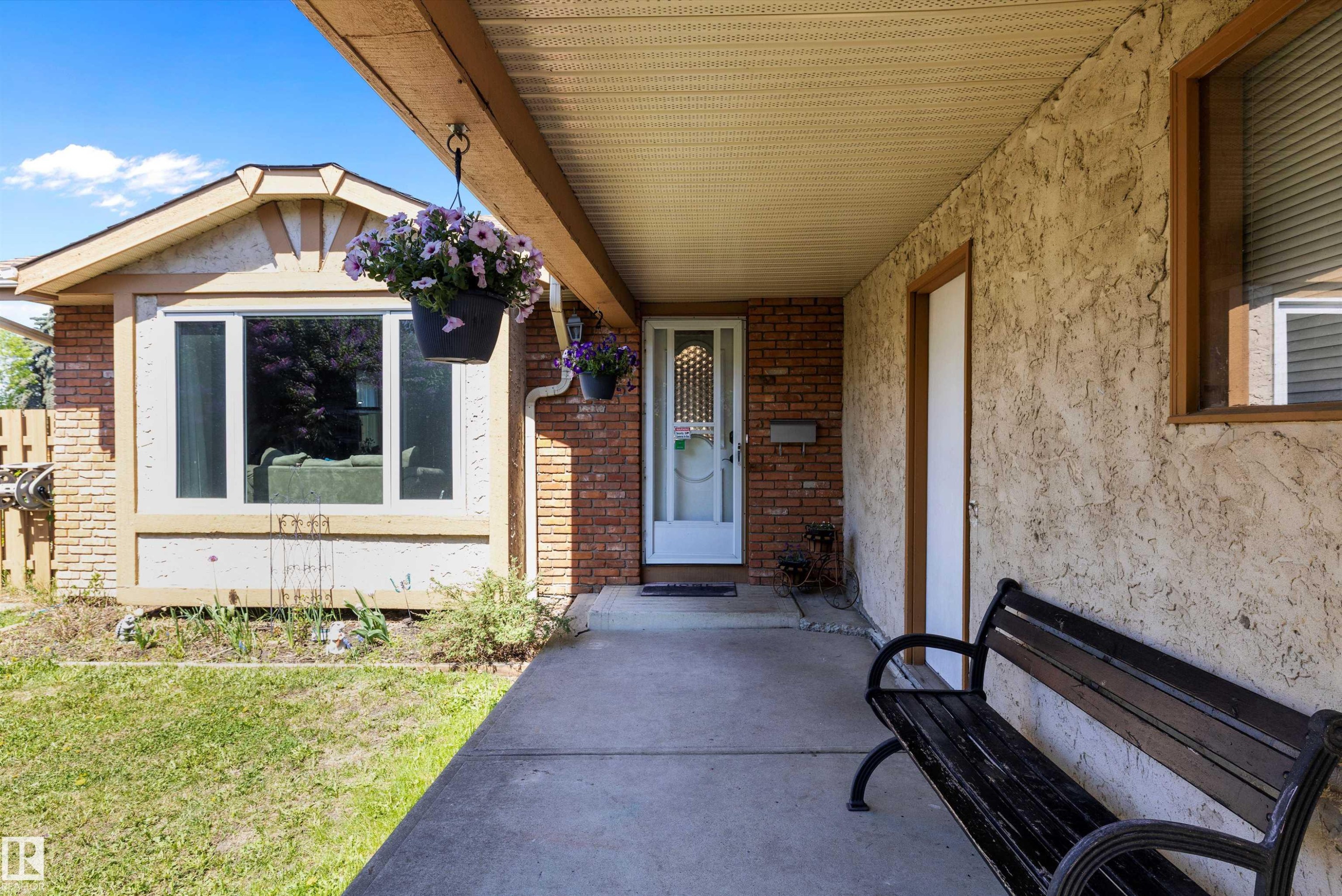 2127 40 Street, Edmonton, AB