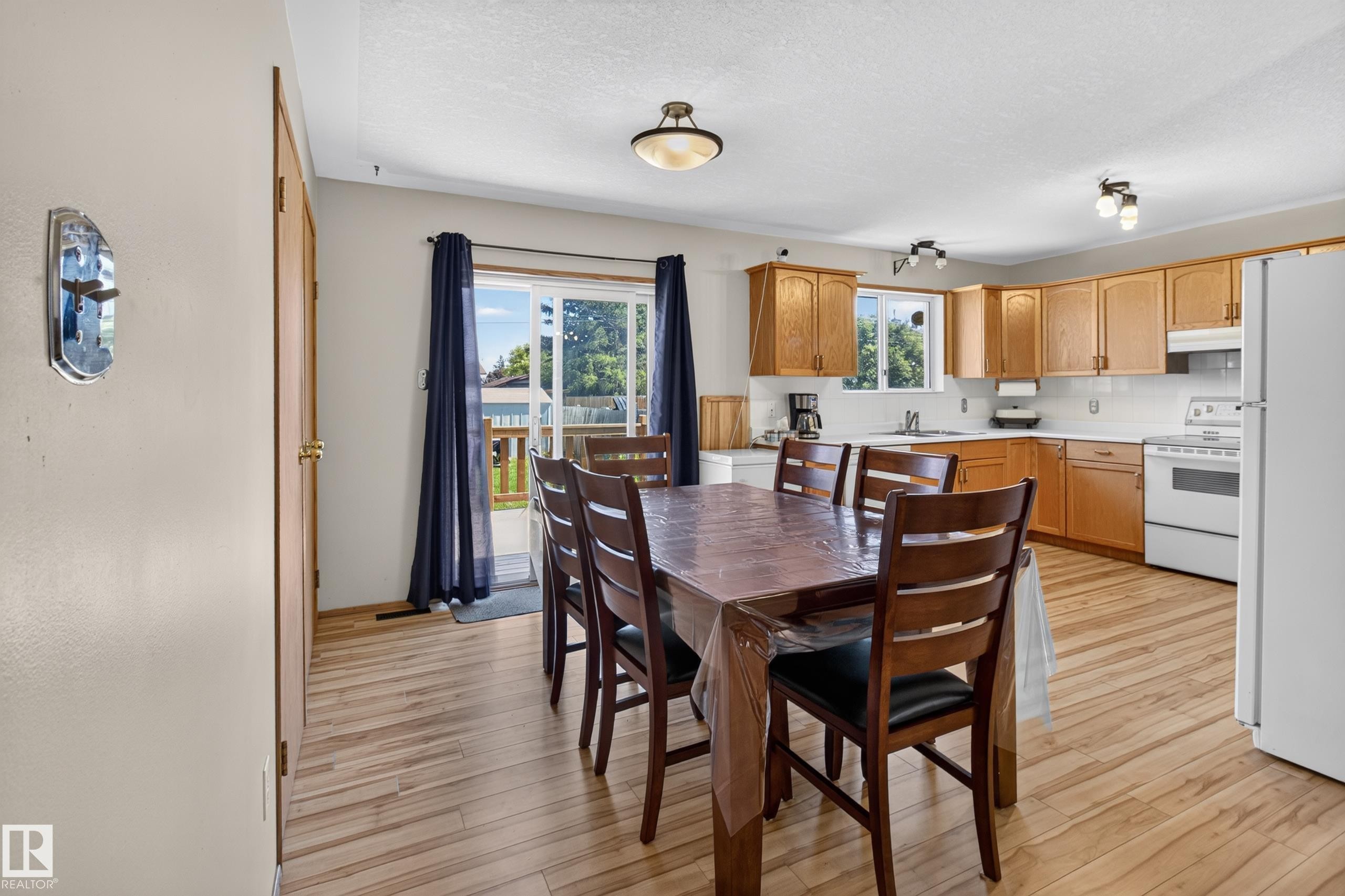 5116 52 Ave, Tofield, AB