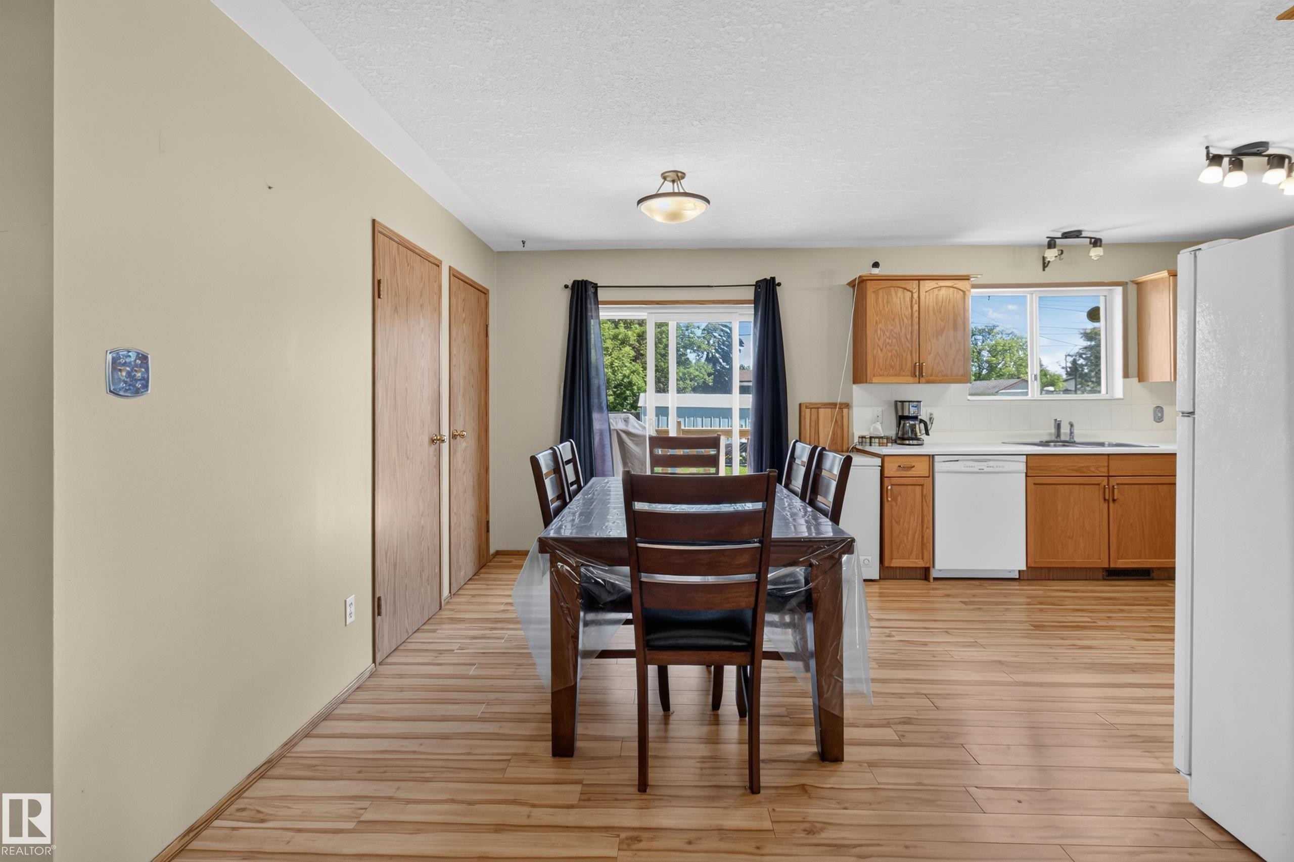 5116 52 Ave, Tofield, AB