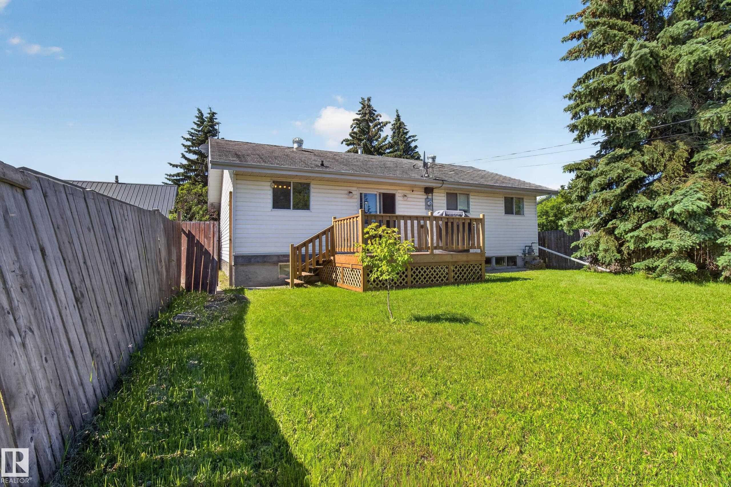 5116 52 Ave, Tofield, AB