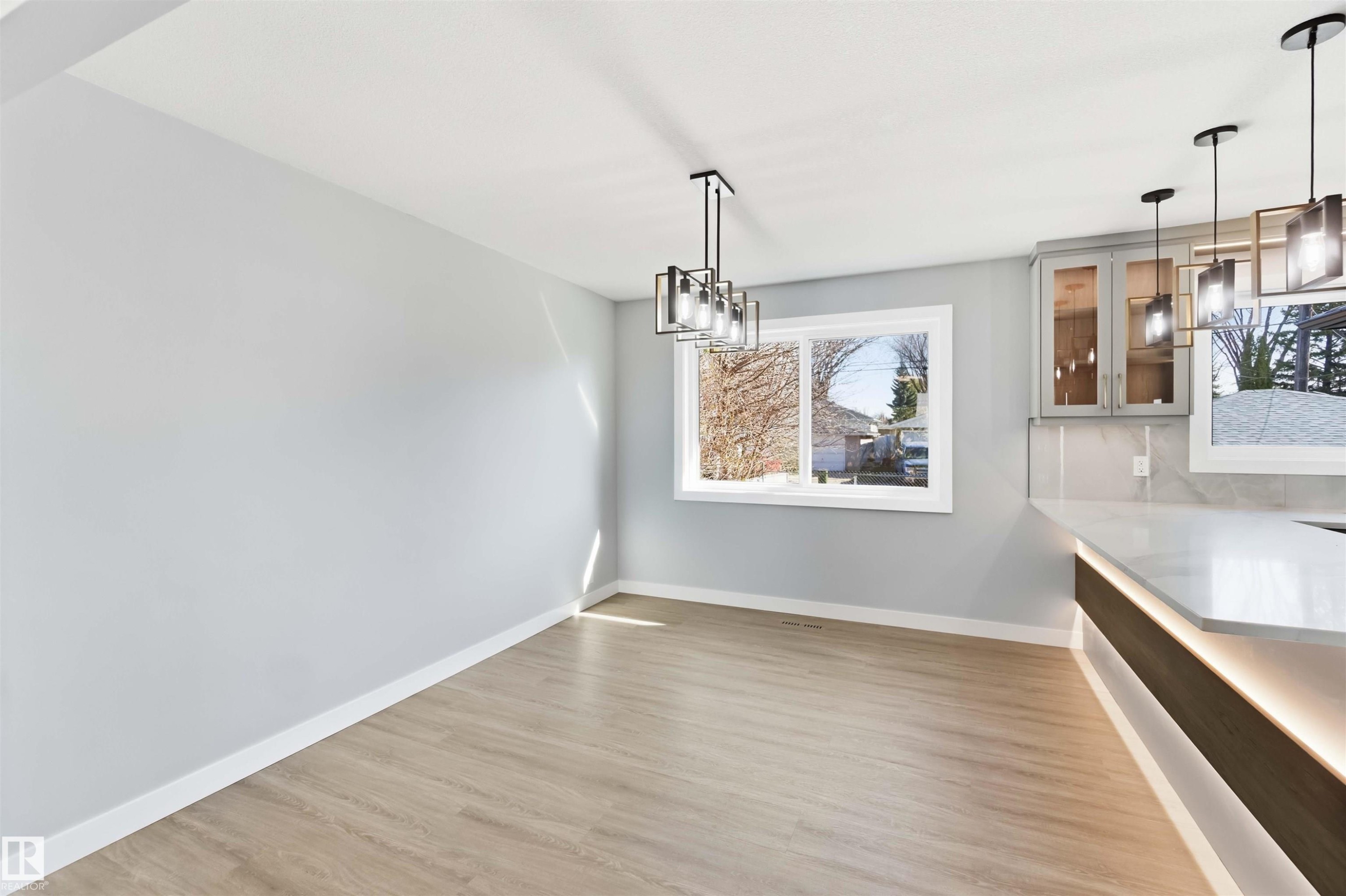 8736 66 Avenue Nw, Edmonton, AB - Indoor Photo Showing Other Room