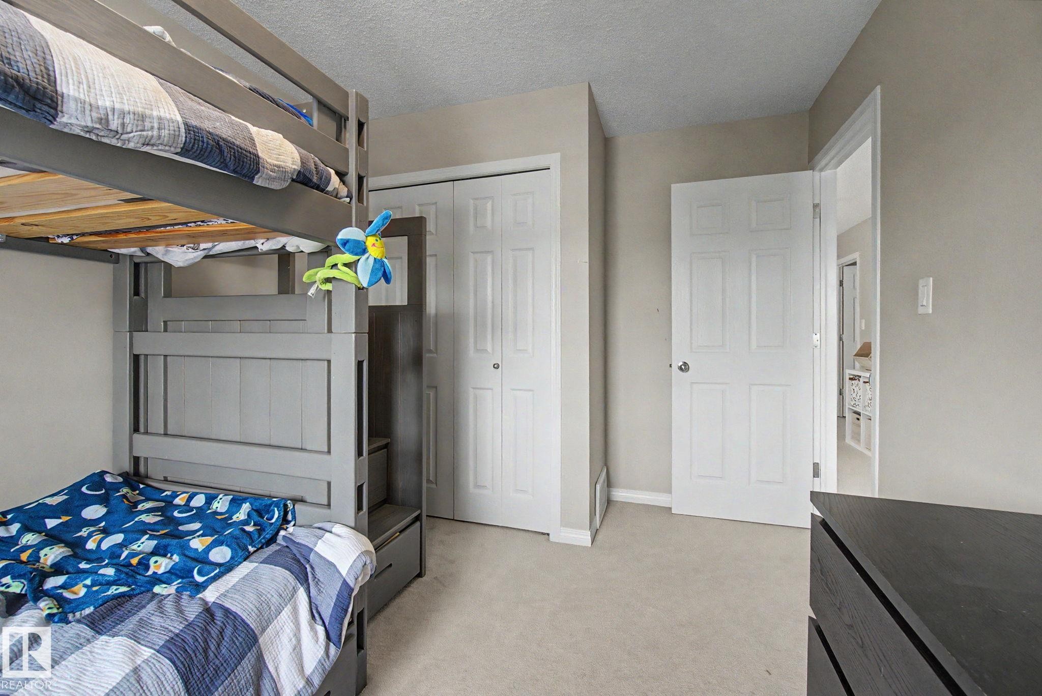 2326 74 Street, Edmonton, AB