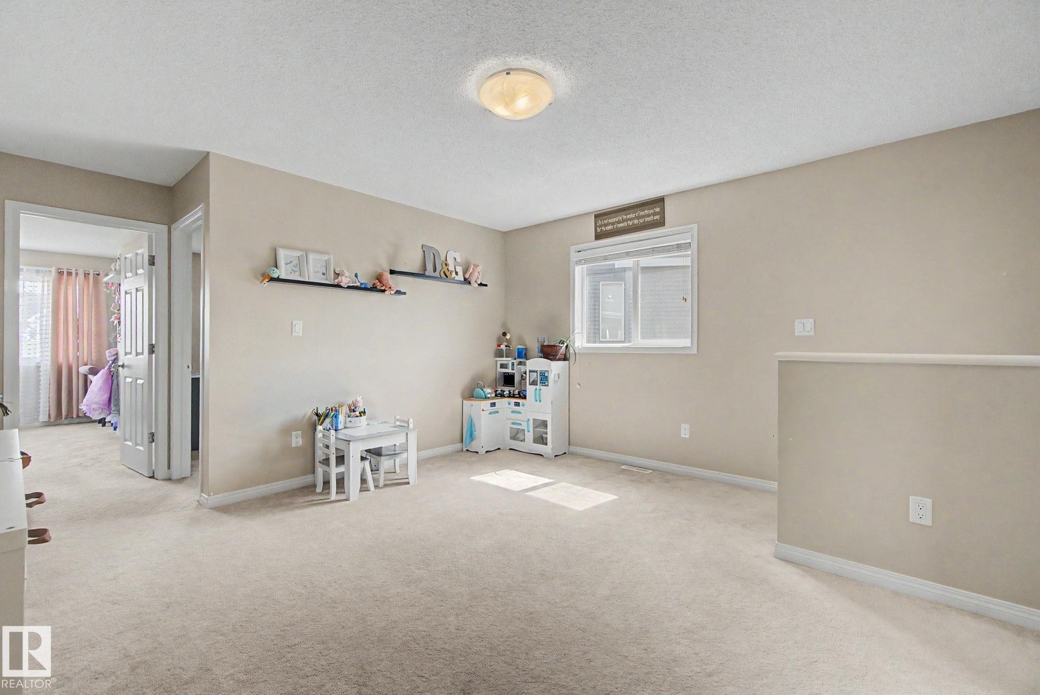 2326 74 Street, Edmonton, AB