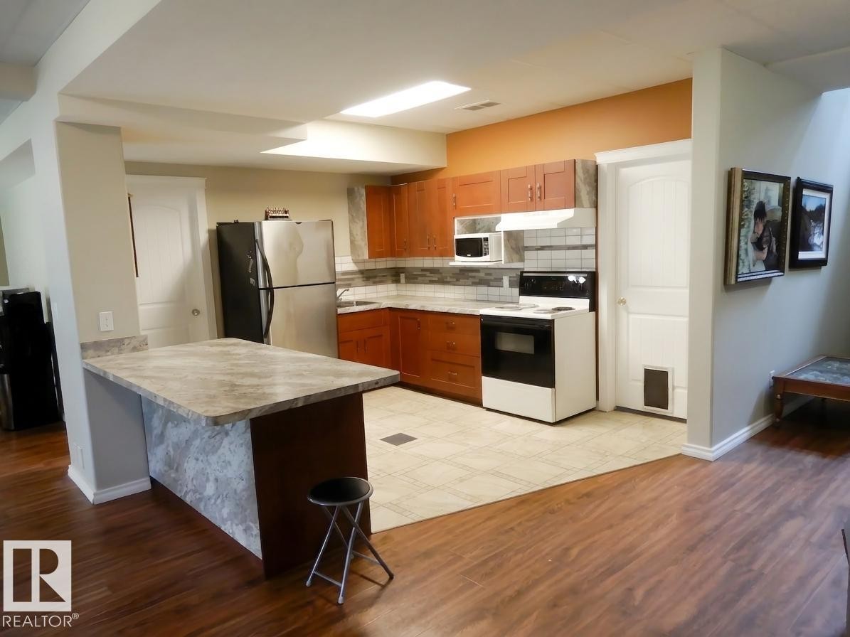 #9 Pinebrook Estates, Rural Thorhild County, AB - Indoor Photo Showing Kitchen
