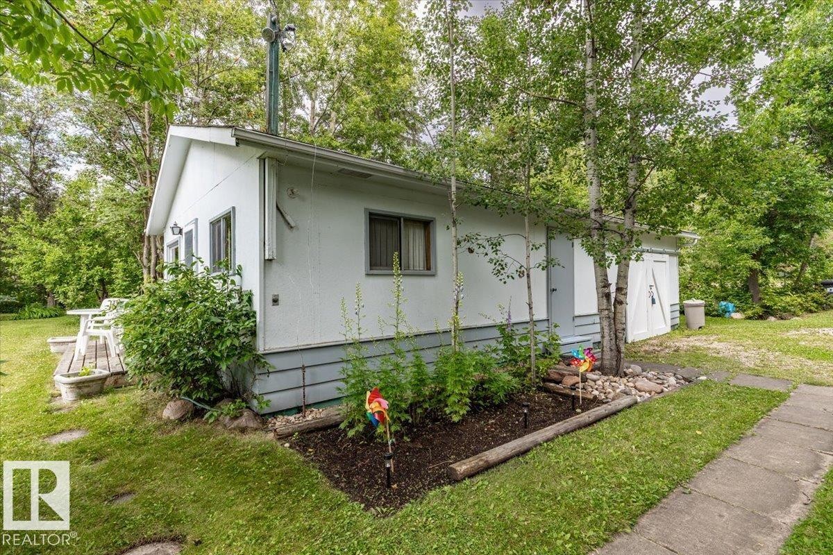 59 Beach Ave, Rural Leduc County, AB