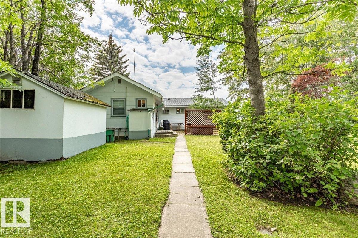 59 Beach Ave, Rural Leduc County, AB