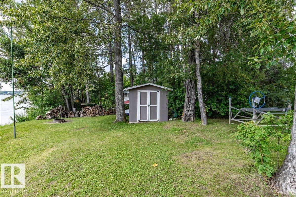 59 Beach Ave, Rural Leduc County, AB