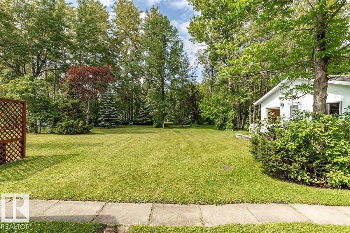 59 Beach Ave, Rural Leduc County, AB