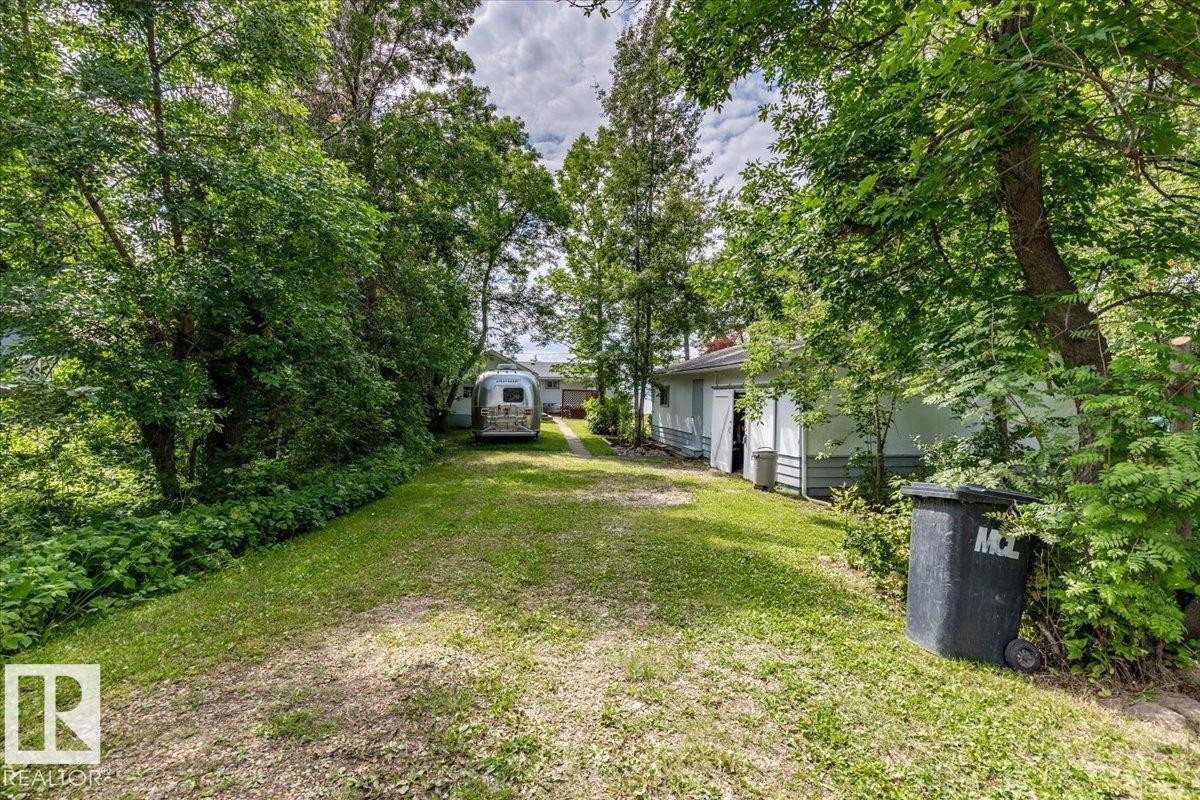 59 Beach Ave, Rural Leduc County, AB