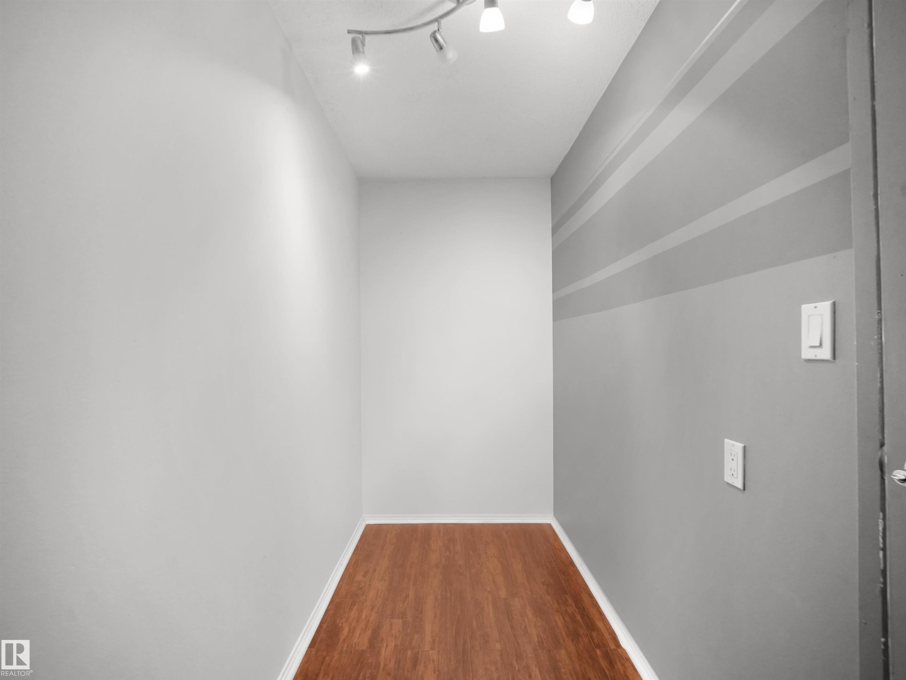 201 7403 171 Street, Edmonton, AB