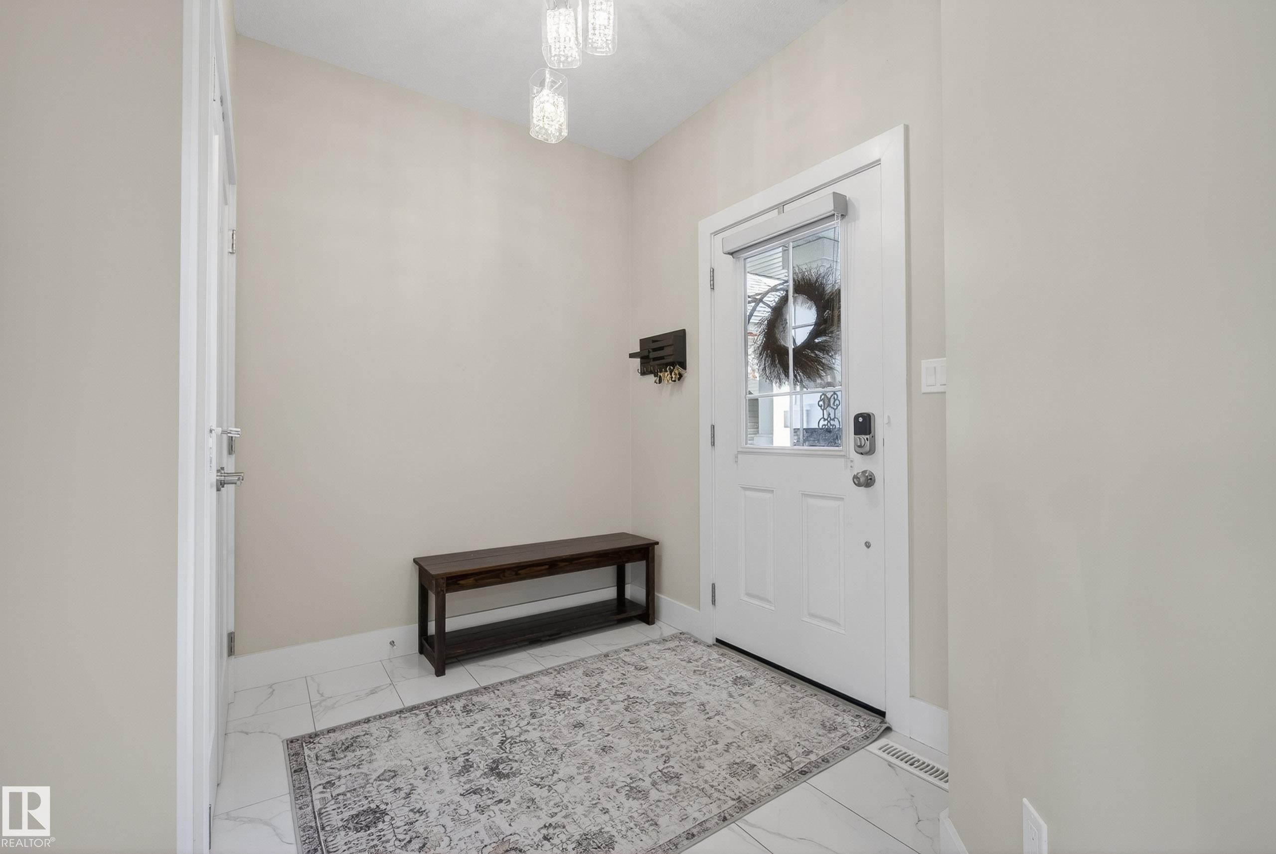 1817 Tanager Close, Edmonton, AB - Indoor Photo Showing Other Room